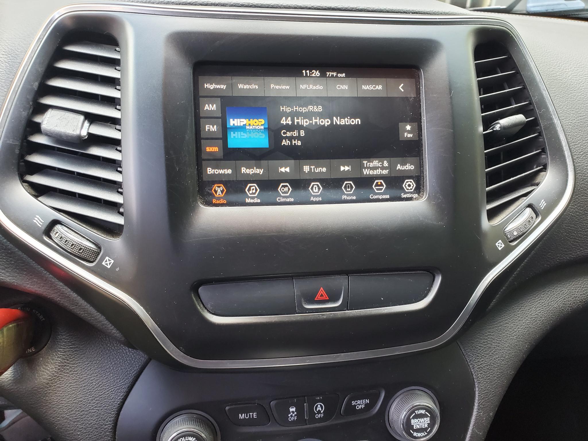 Jeep Cherokee Latitude FWD 2019