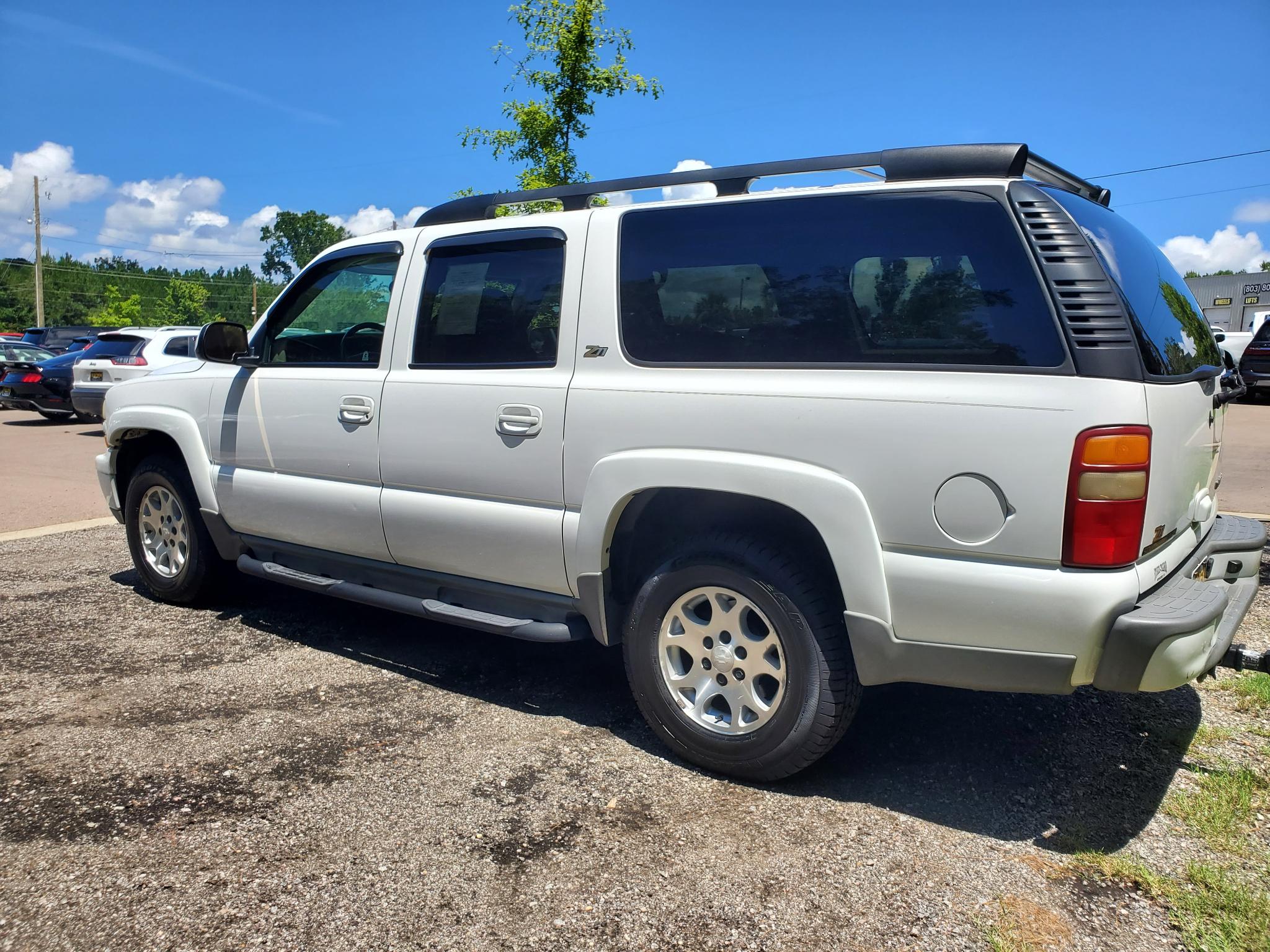 Chevrolet Suburban 4dr 1500 4WD Z71 2003