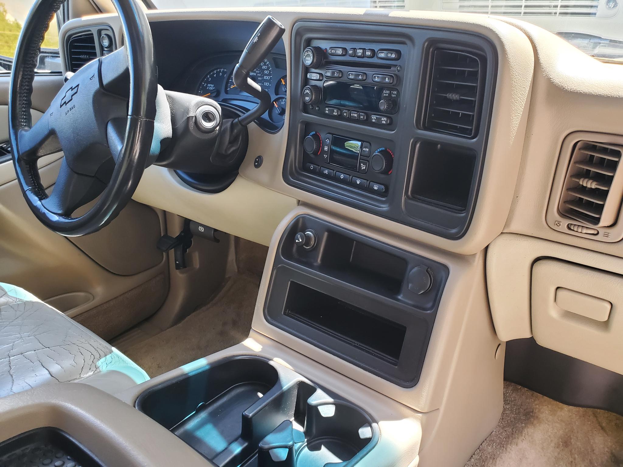 Chevrolet Suburban 4dr 1500 4WD Z71 2003