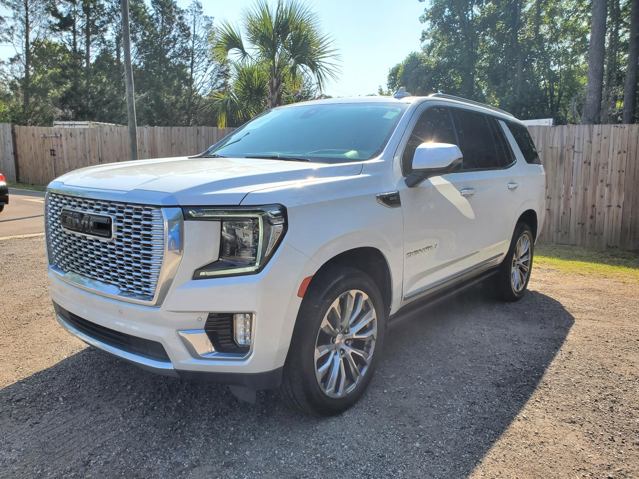 GMC Yukon 4WD 4dr Denali 2021