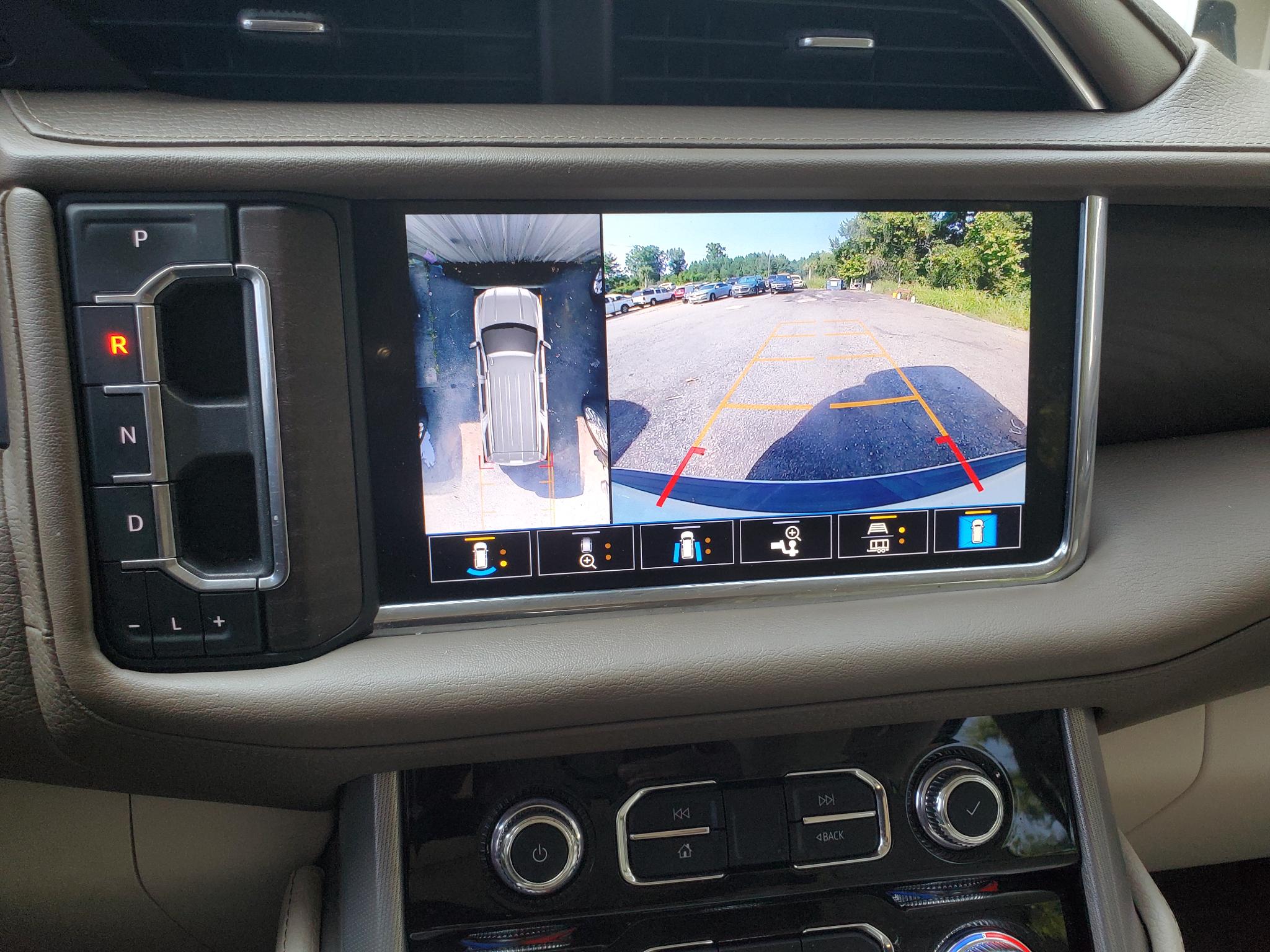 GMC Yukon 4WD 4dr Denali 2021