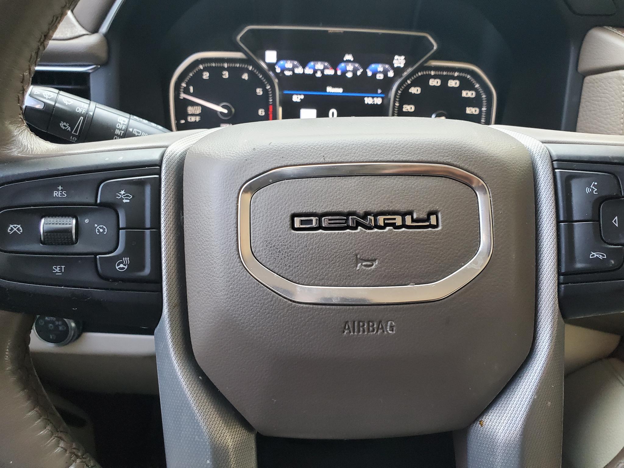 GMC Yukon 4WD 4dr Denali 2021