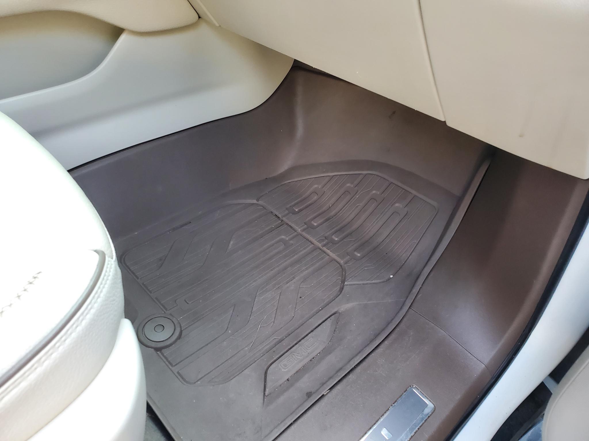 GMC Yukon 4WD 4dr Denali 2021
