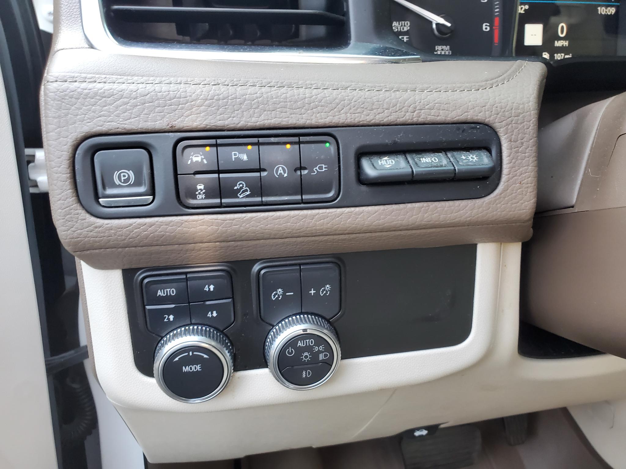 GMC Yukon 4WD 4dr Denali 2021