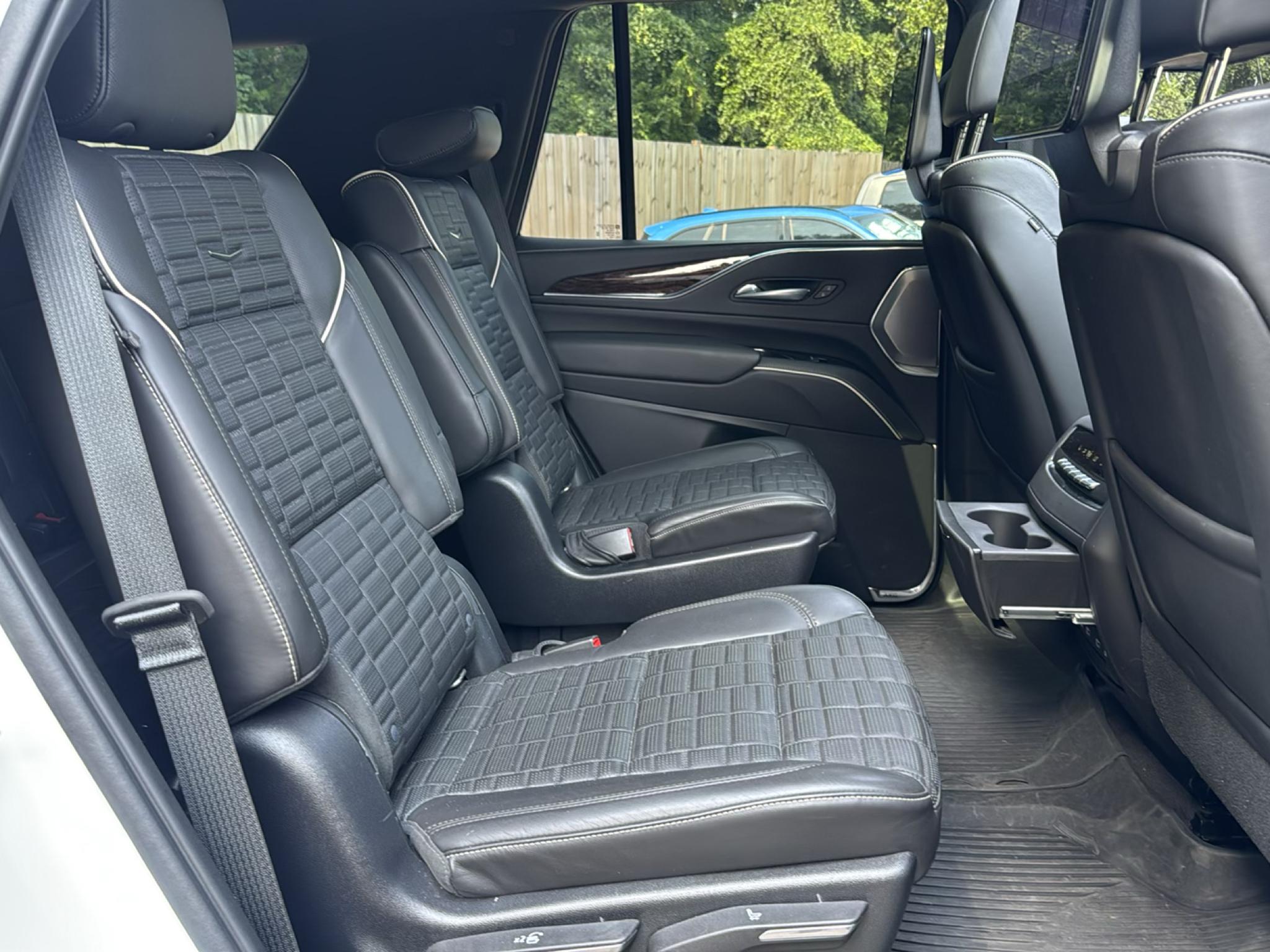 Cadillac Escalade 4WD 4dr Sport Platinum 2021