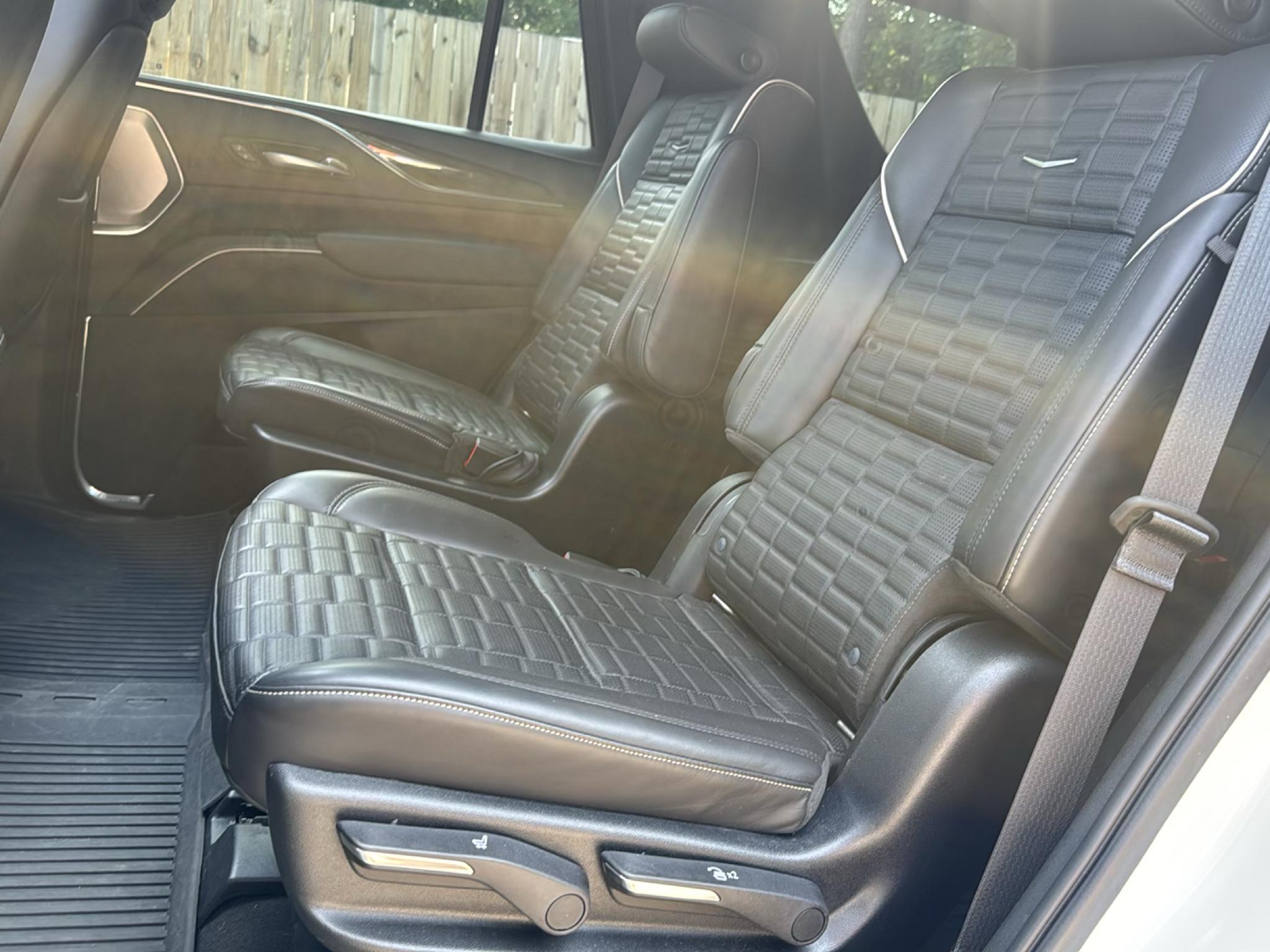 Cadillac Escalade 4WD 4dr Sport Platinum 2021