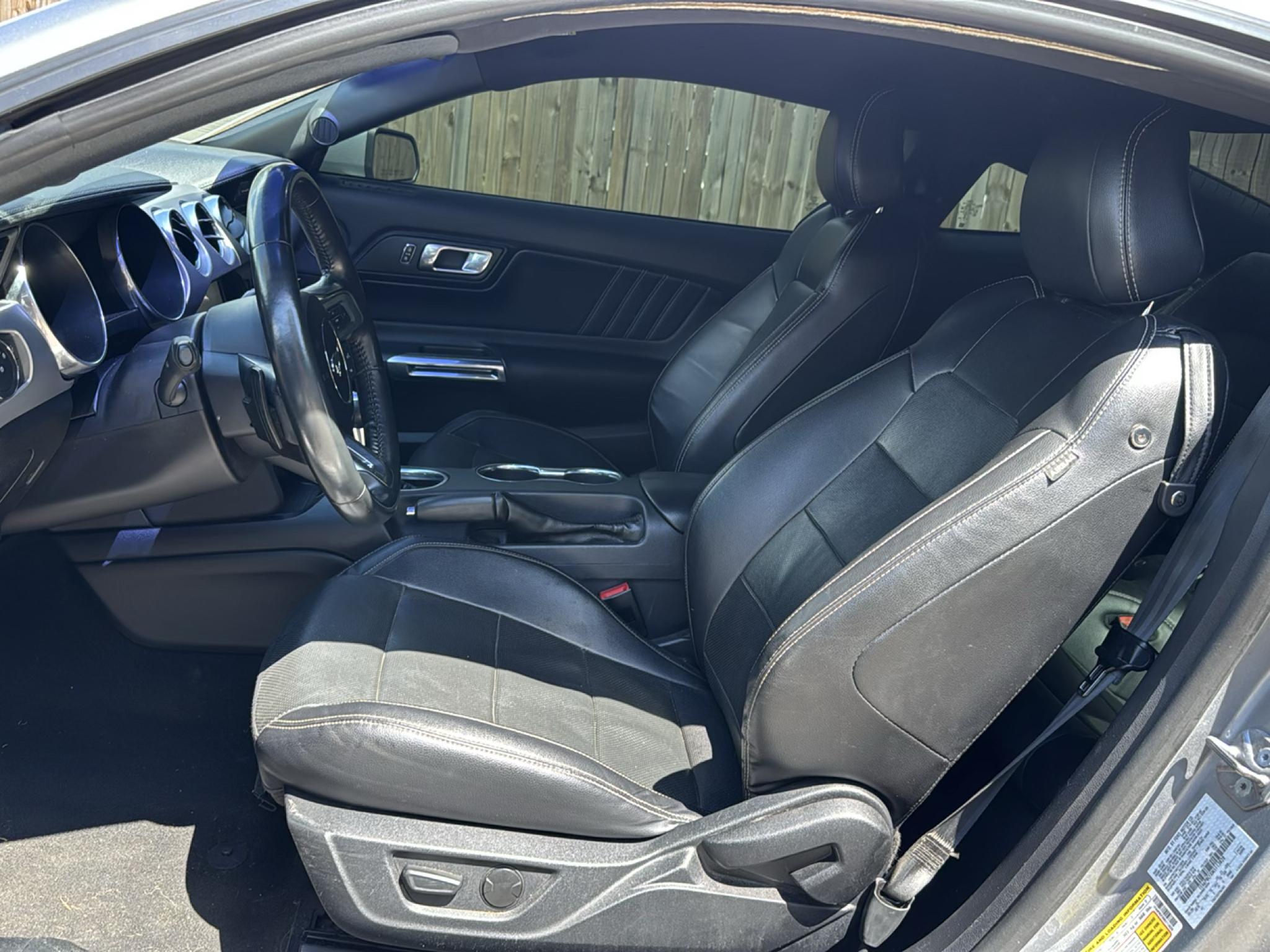 Ford Mustang GT Premium 2021