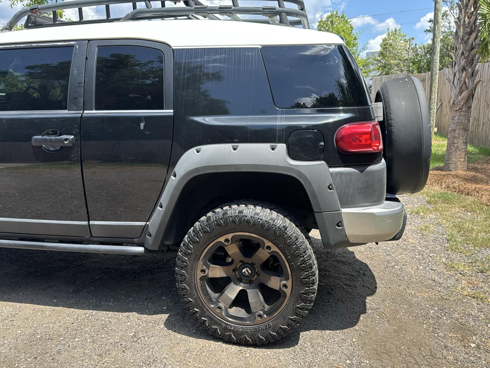 Toyota FJ Cruiser  2007