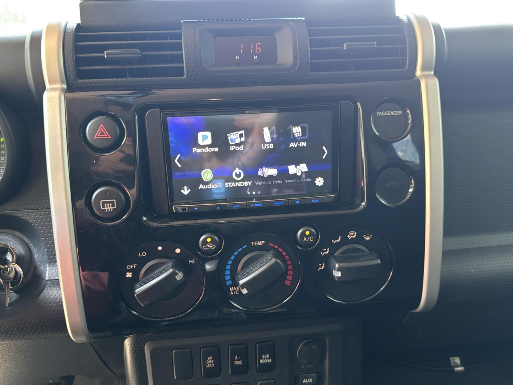 Toyota FJ Cruiser  2007