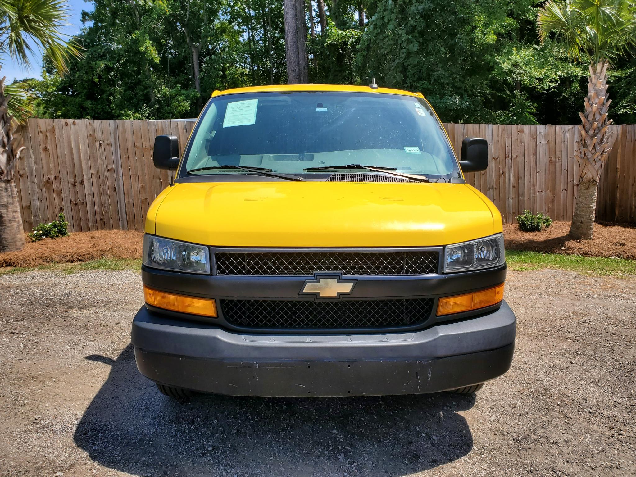 Chevrolet Express Cargo Van RWD 2500 135" 2021
