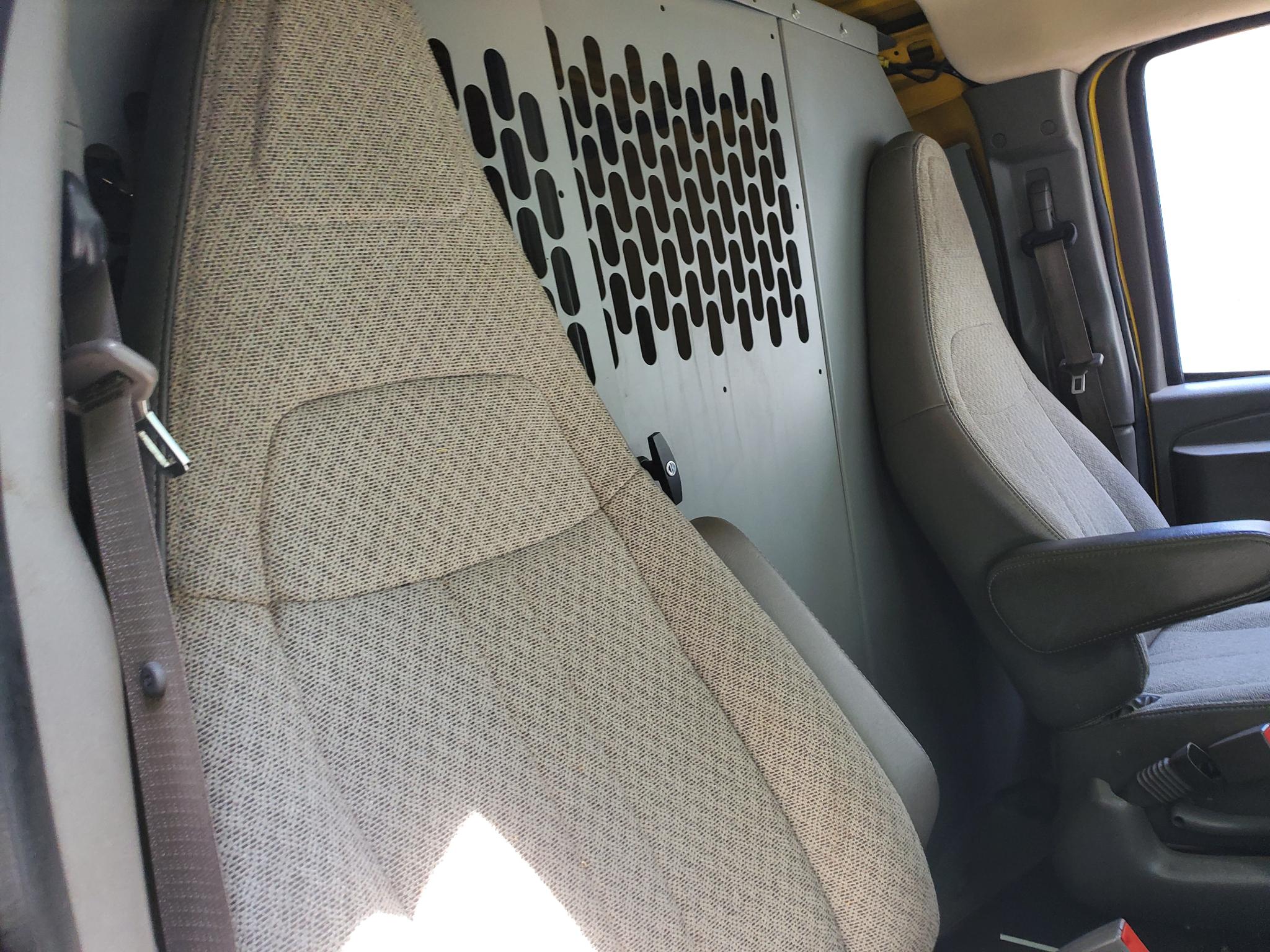 Chevrolet Express Cargo Van RWD 2500 135" 2021