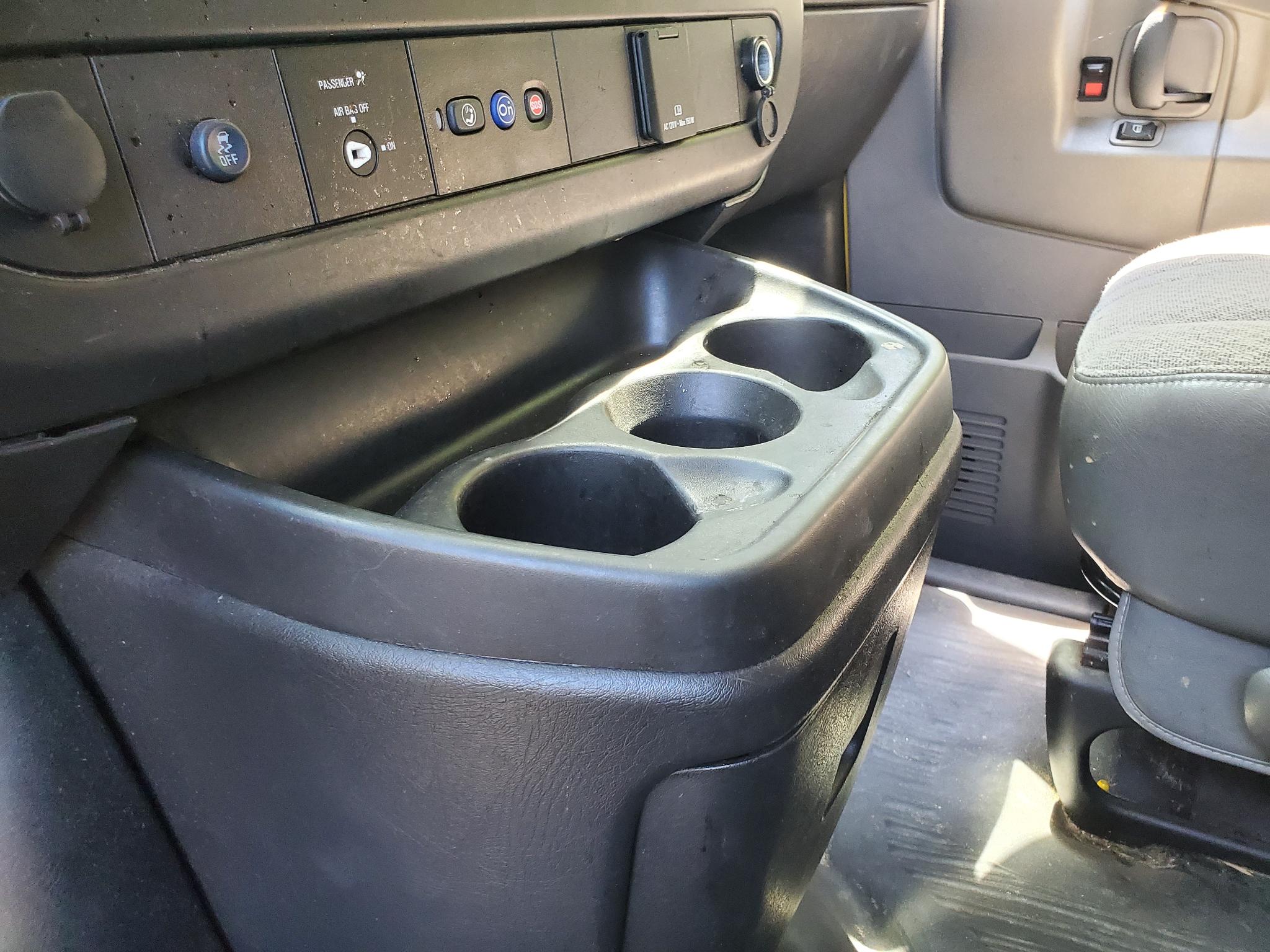 Chevrolet Express Cargo Van RWD 2500 135" 2021