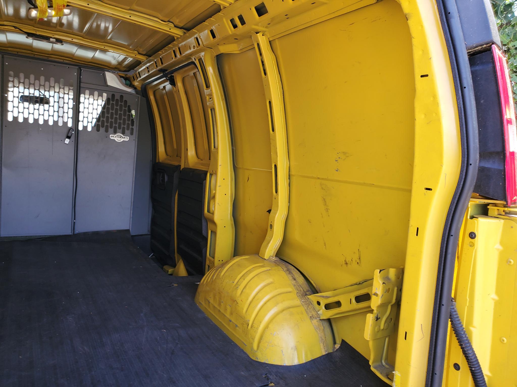 Chevrolet Express Cargo Van RWD 2500 135" 2021