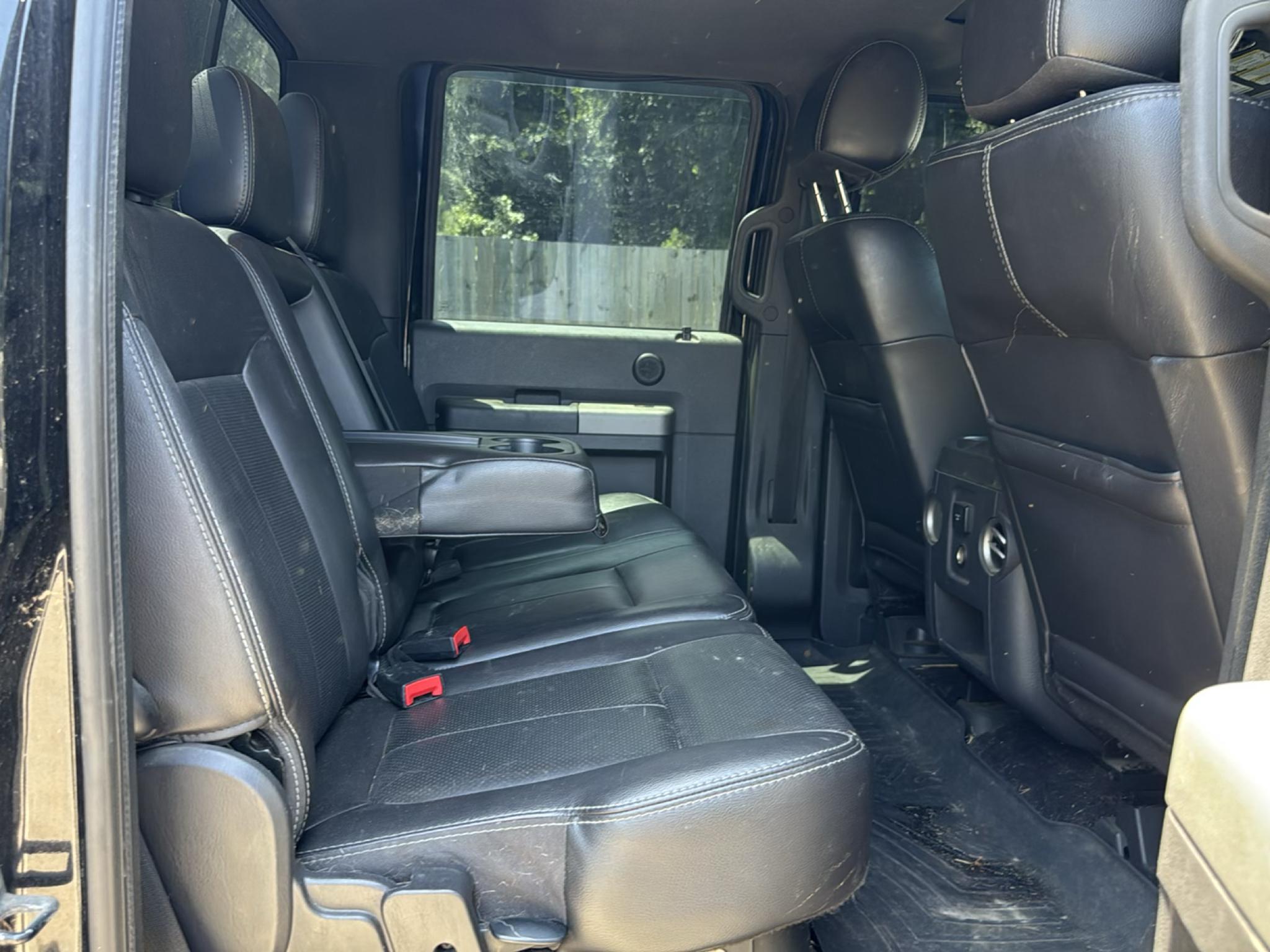 Ford Super Duty F-250 SRW  2012