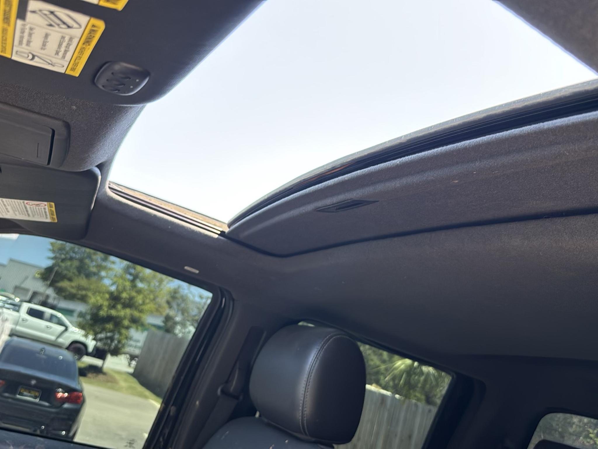 Ford Super Duty F-250 SRW  2012