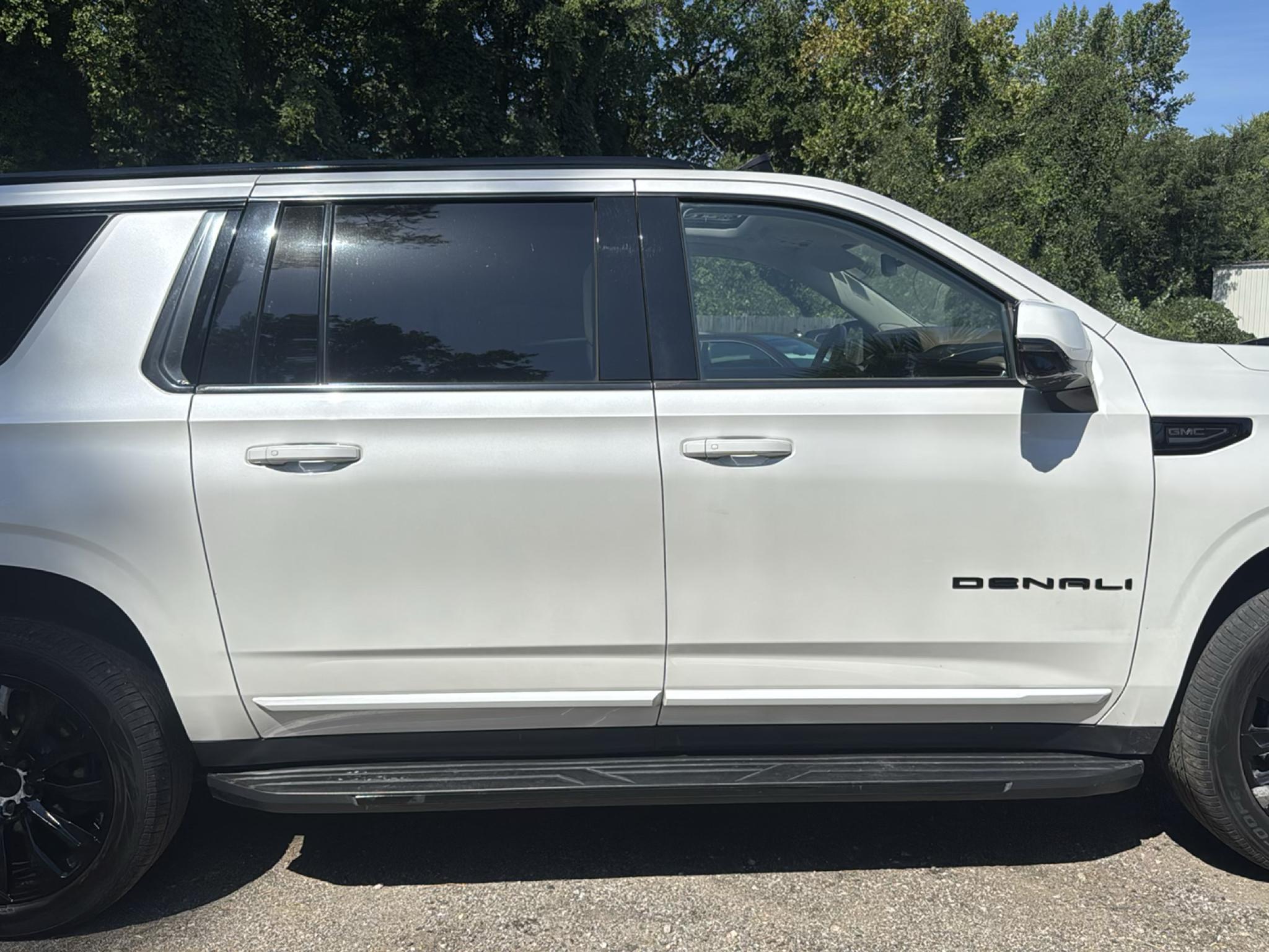GMC Yukon XL  2021