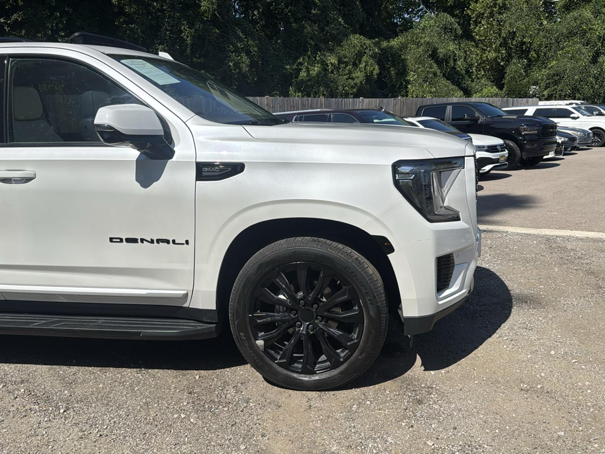 GMC Yukon XL  2021
