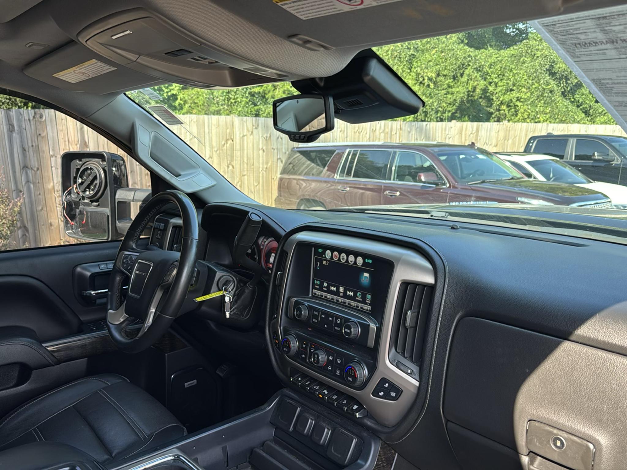 GMC Sierra 2500HD 4WD Crew Cab 153.7" Denali 2015