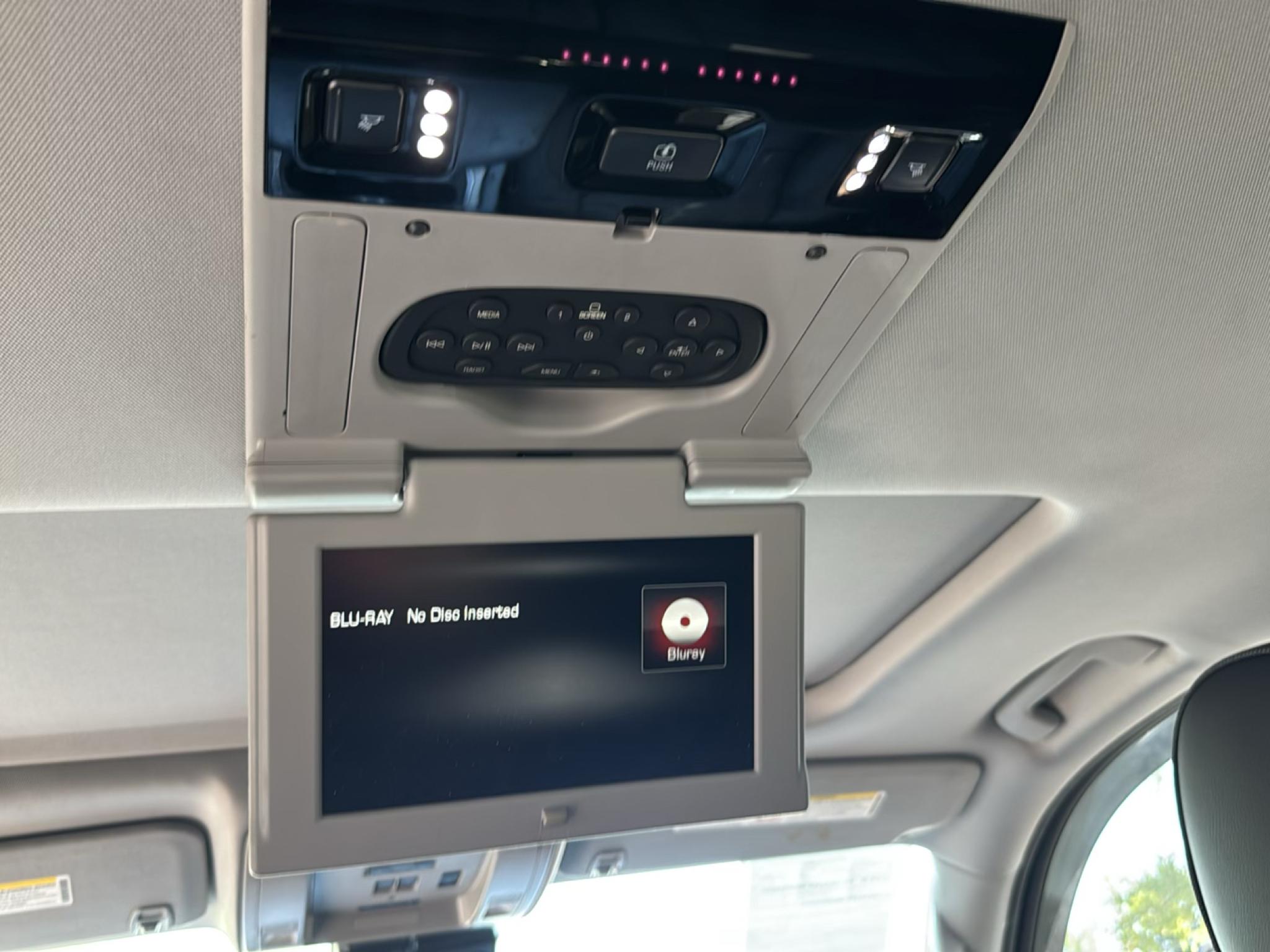 GMC Sierra 2500HD 4WD Crew Cab 153.7" Denali 2015