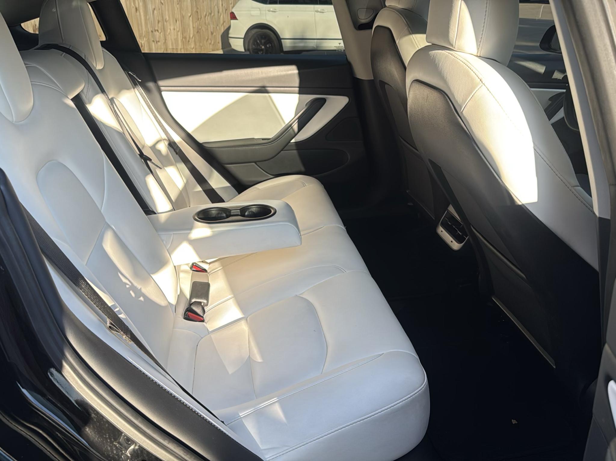 Tesla Model 3 Standard Range Plus RWD 2021