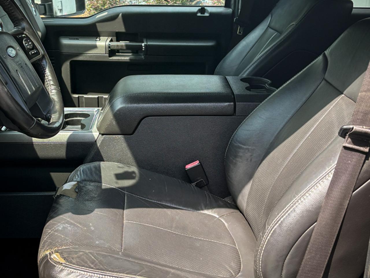 Ford Super Duty F-250 SRW  2012