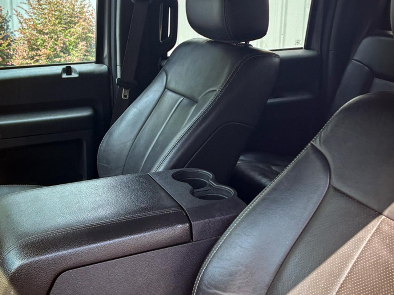 Ford Super Duty F-250 SRW  2012