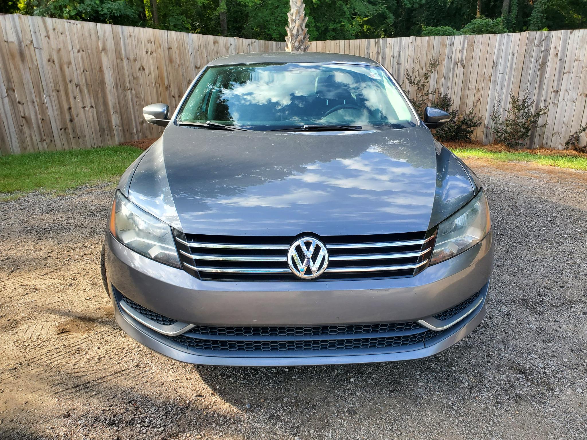 Volkswagen Passat 4dr Sdn 2.5L Manual SE 2013