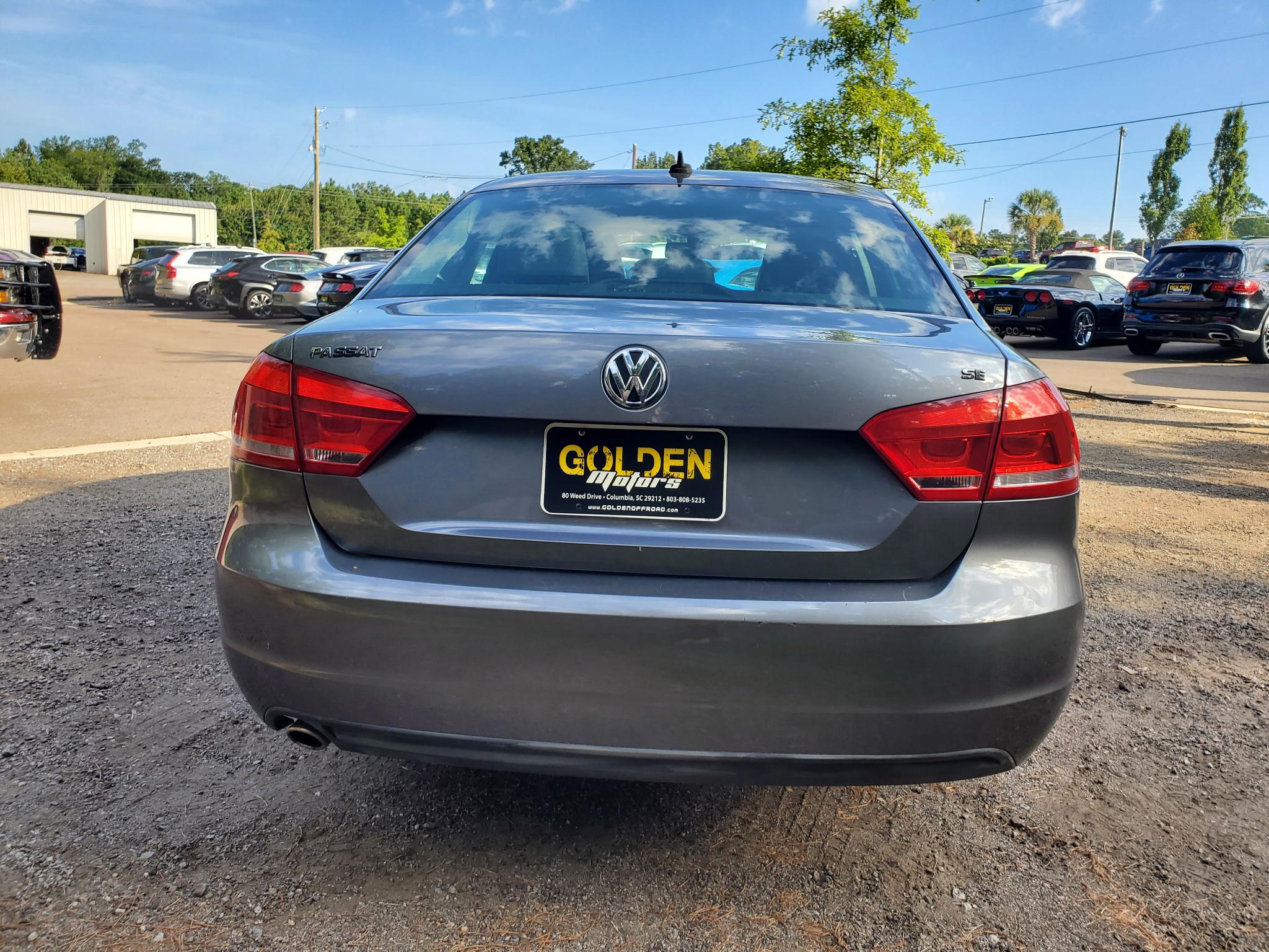 Volkswagen Passat 4dr Sdn 2.5L Manual SE 2013