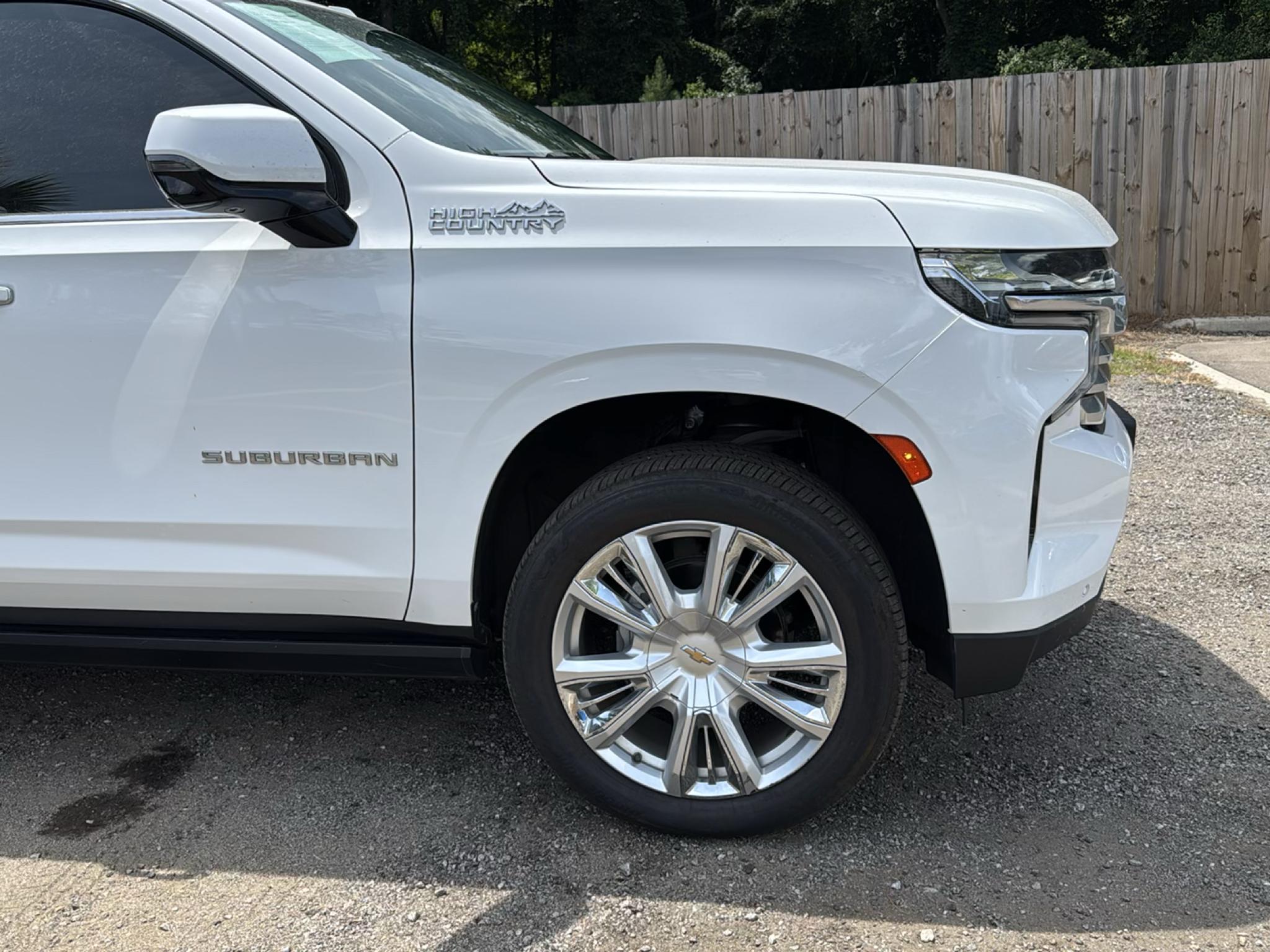 Chevrolet Suburban 4WD 4dr High Country 2021