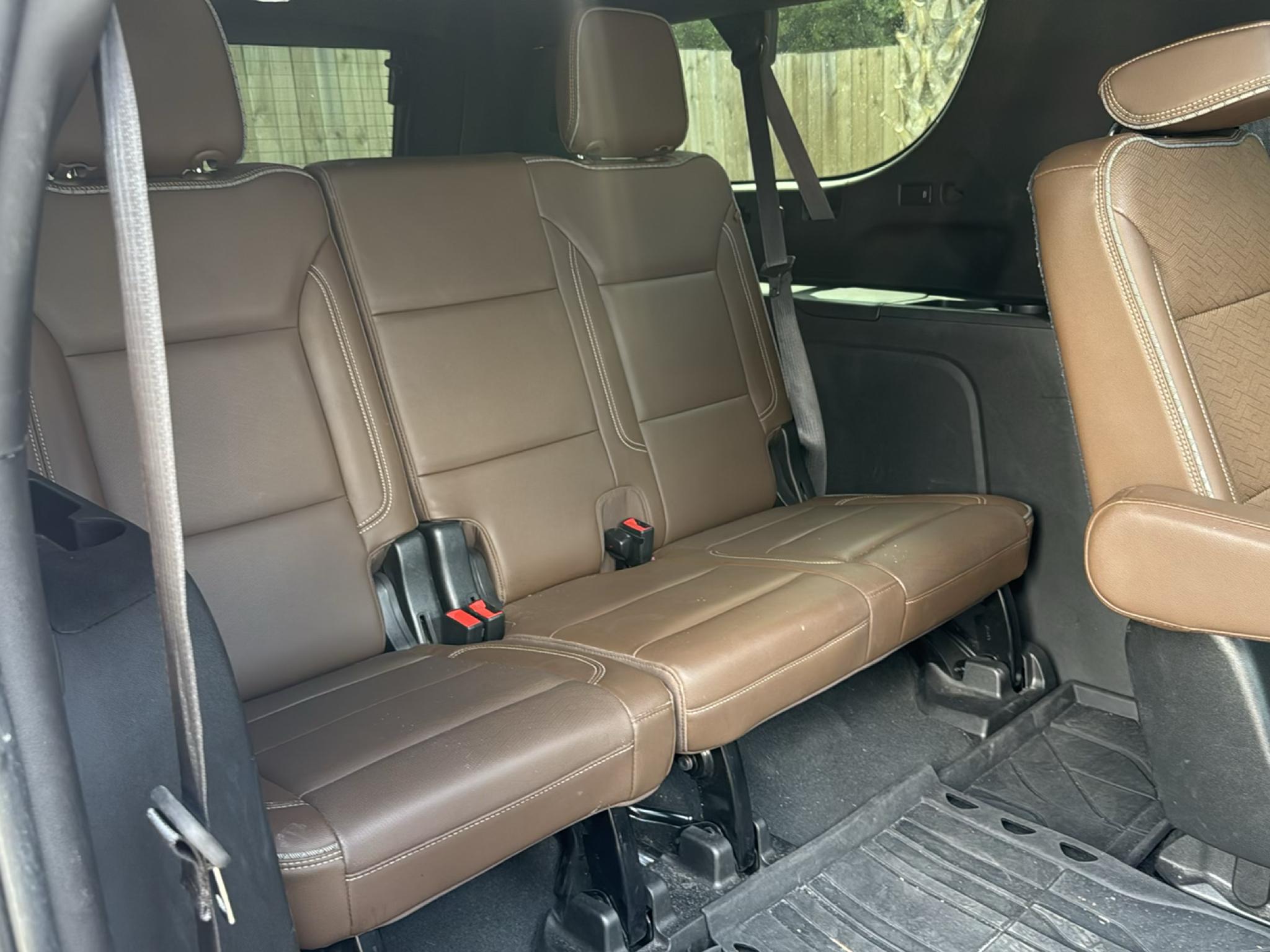 Chevrolet Suburban 4WD 4dr High Country 2021