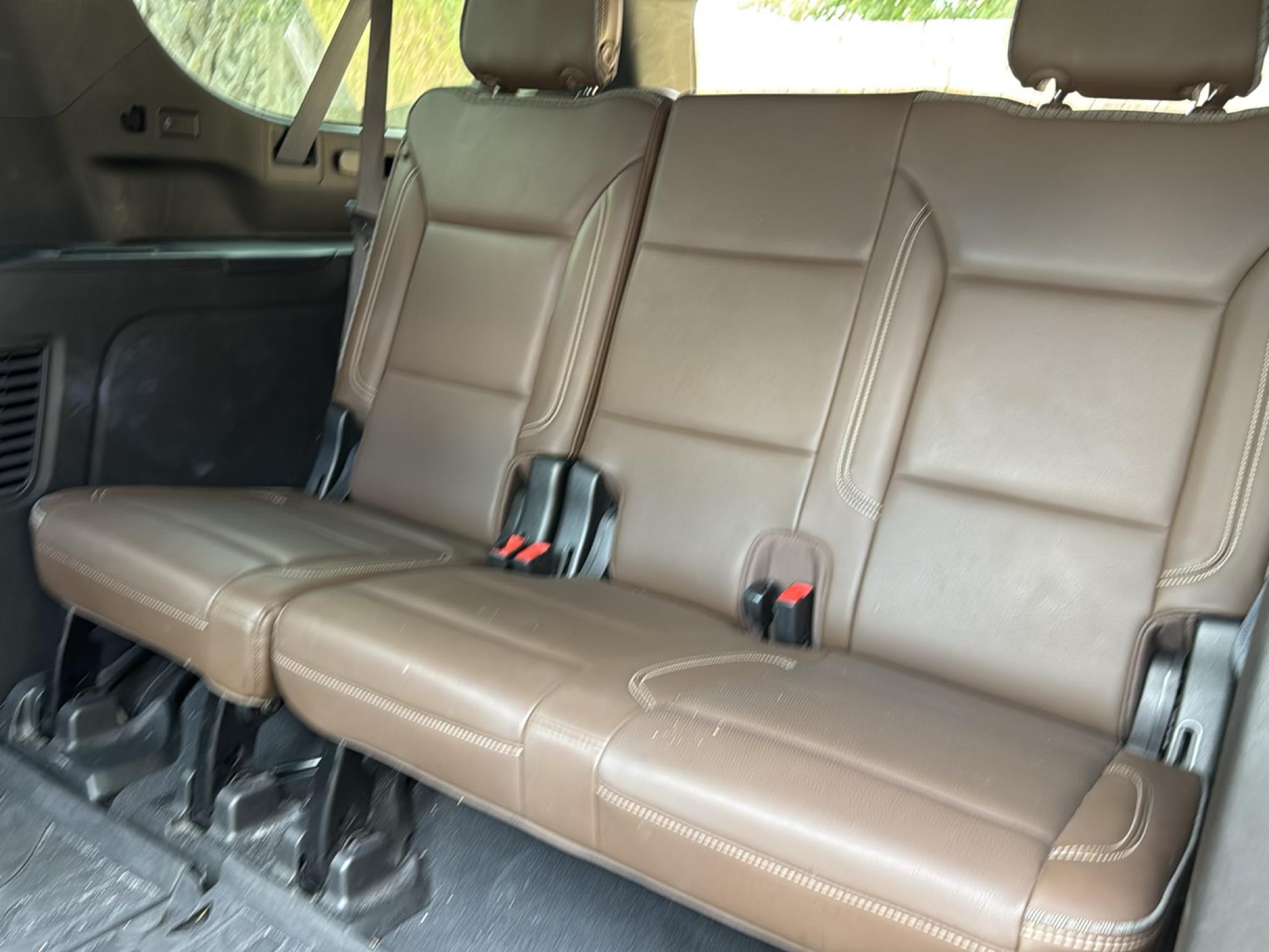 Chevrolet Suburban 4WD 4dr High Country 2021