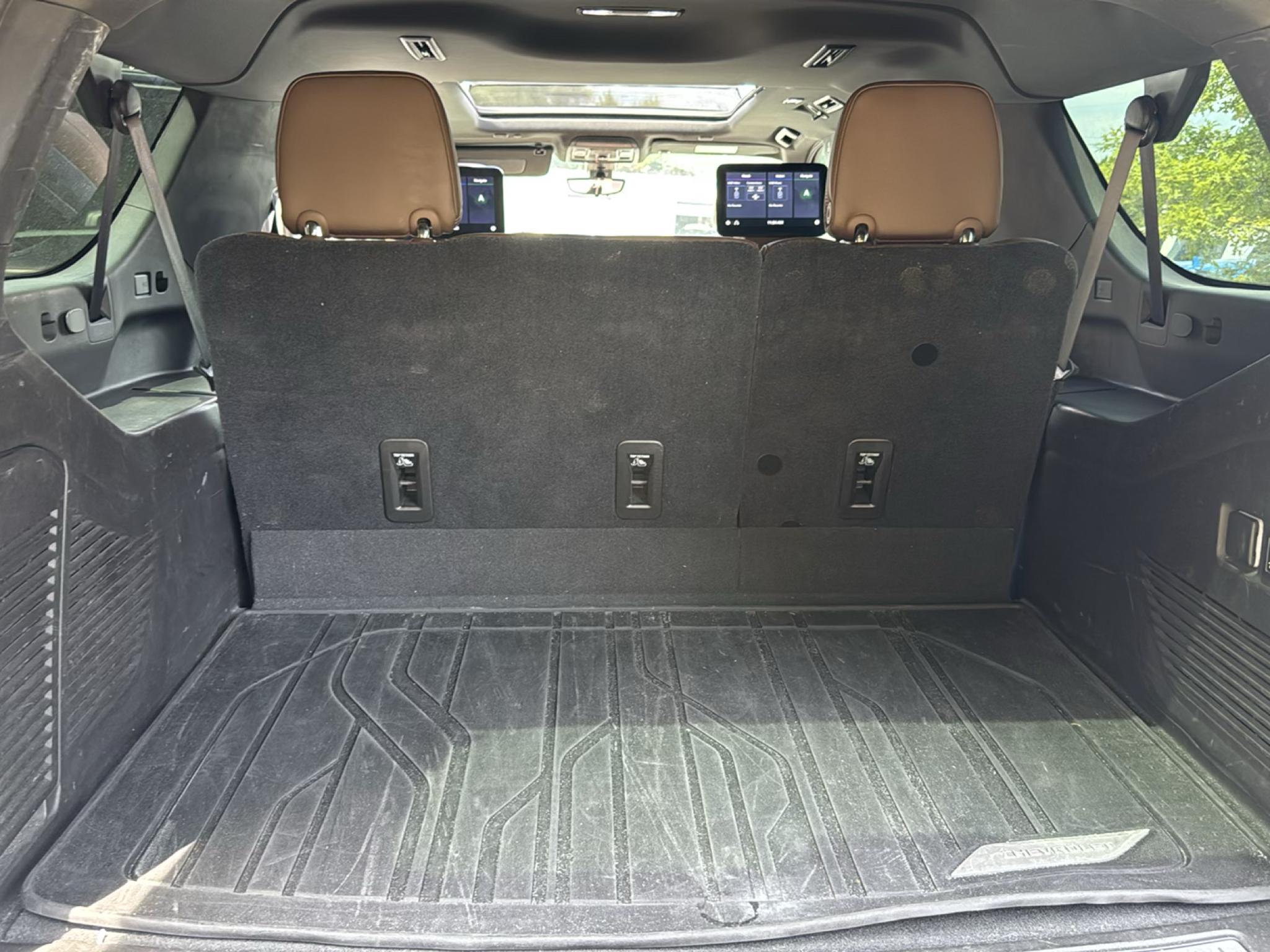 Chevrolet Suburban 4WD 4dr High Country 2021