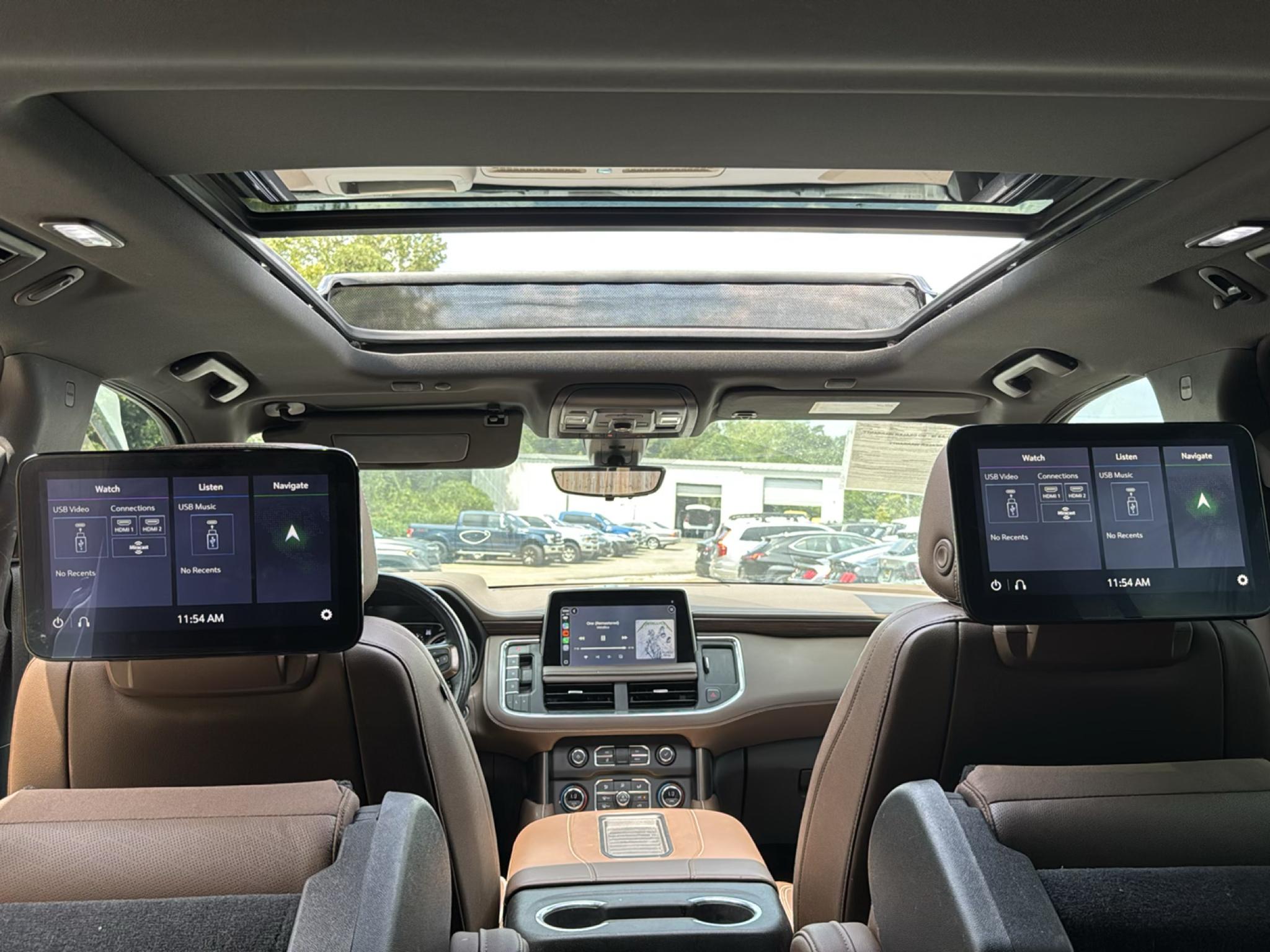 Chevrolet Suburban 4WD 4dr High Country 2021
