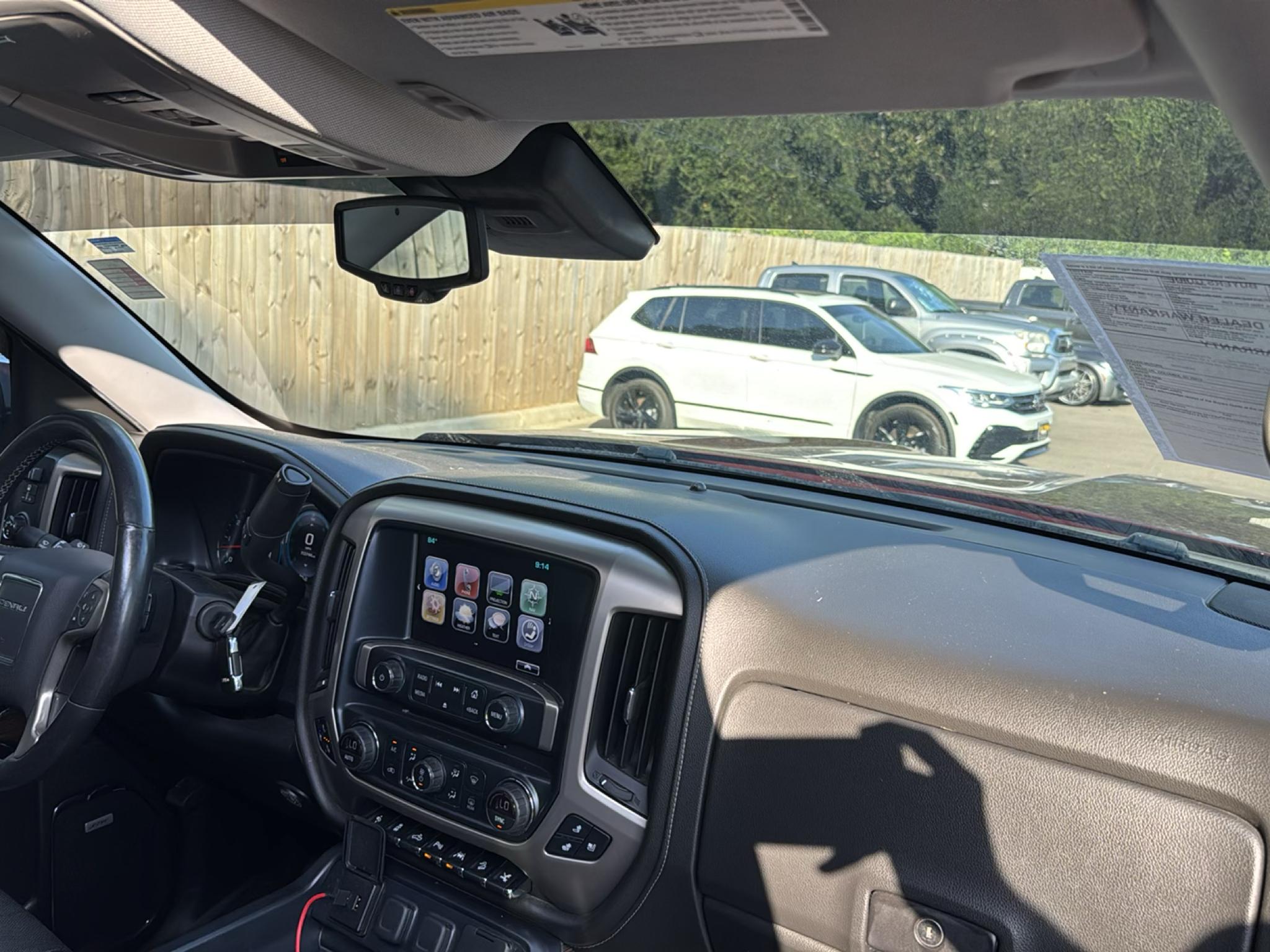 GMC Sierra 1500 4WD Crew Cab 143.5" Denali 2017