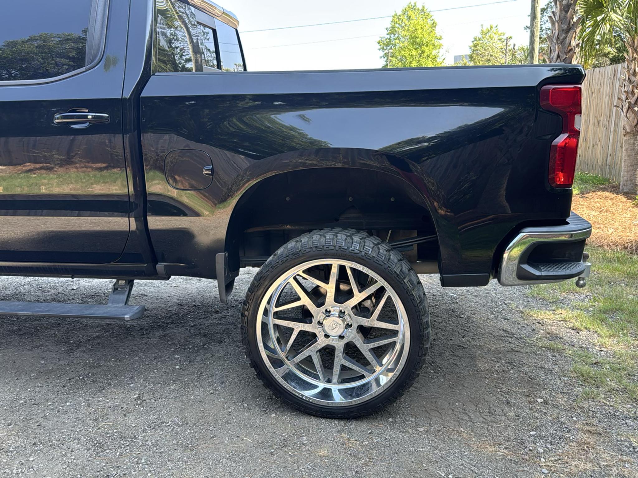 Chevrolet Silverado 1500 4WD Crew Cab 147" LT 2019