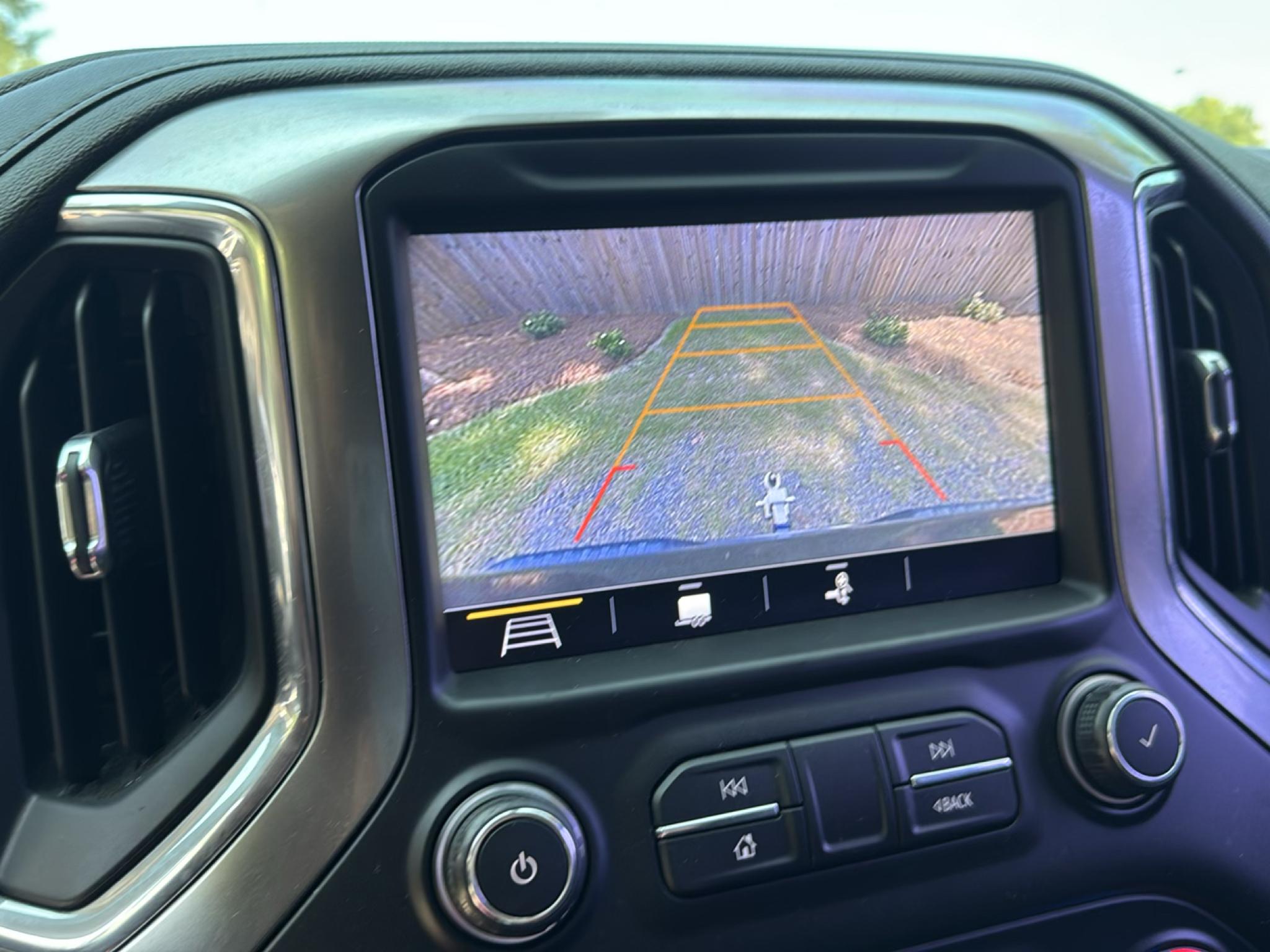 Chevrolet Silverado 1500 4WD Crew Cab 147" LT 2019
