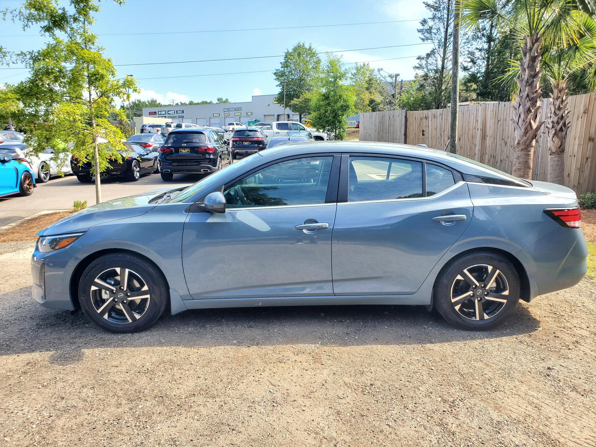 Nissan Sentra SV 2025