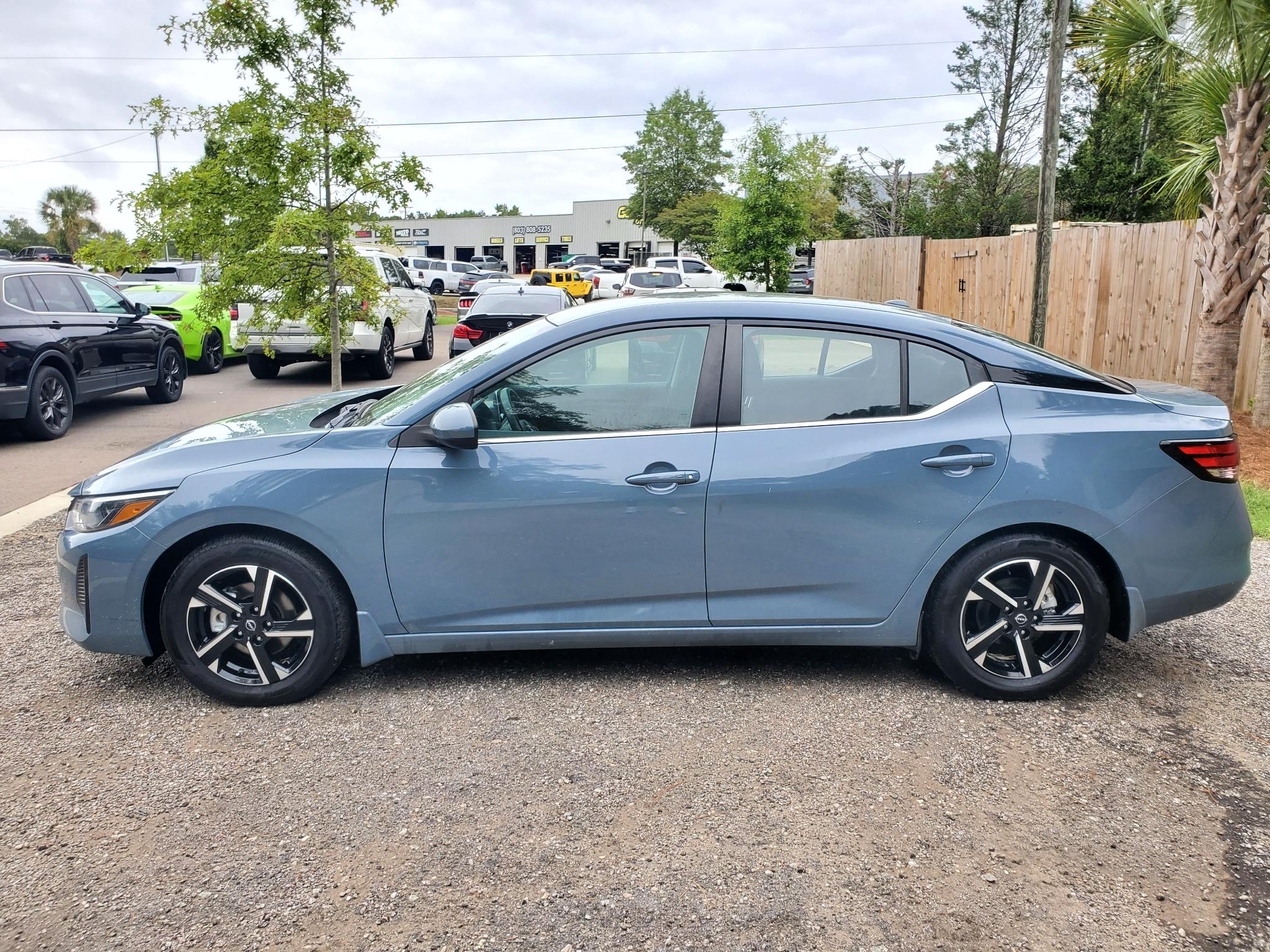 Nissan Sentra SV 2025