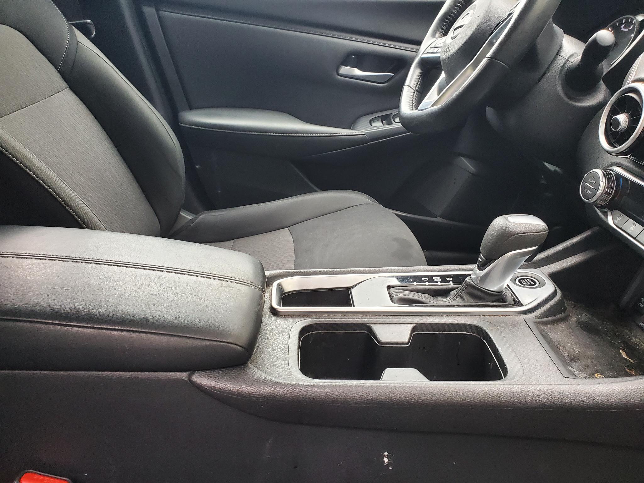Nissan Sentra SV 2025