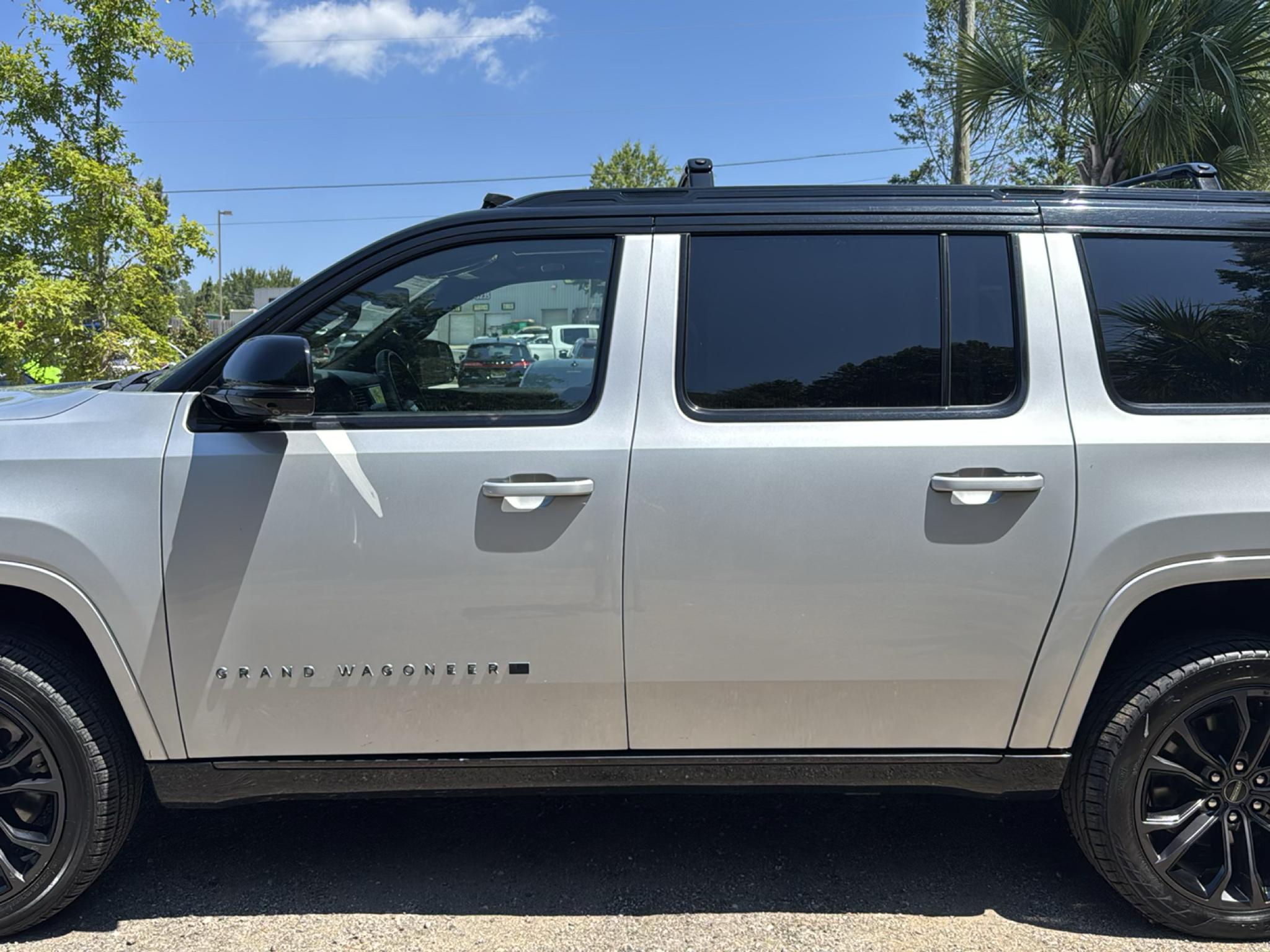 Jeep Grand Wagoneer L  2024