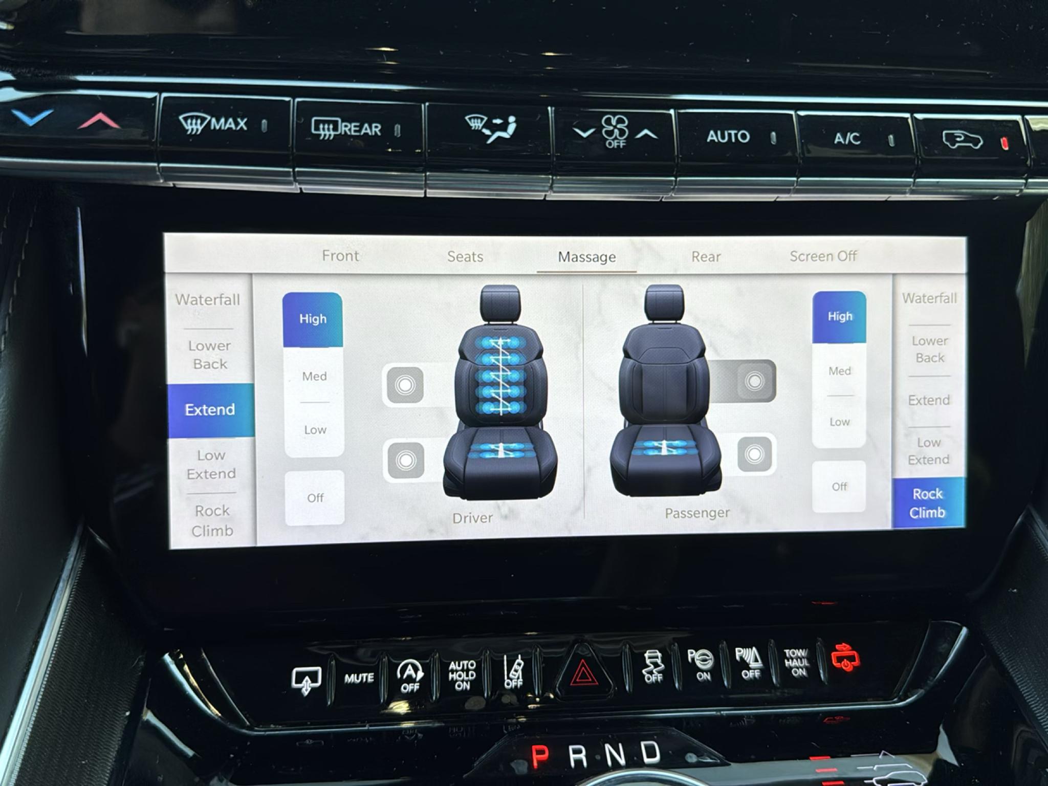 Jeep Grand Wagoneer L  2024