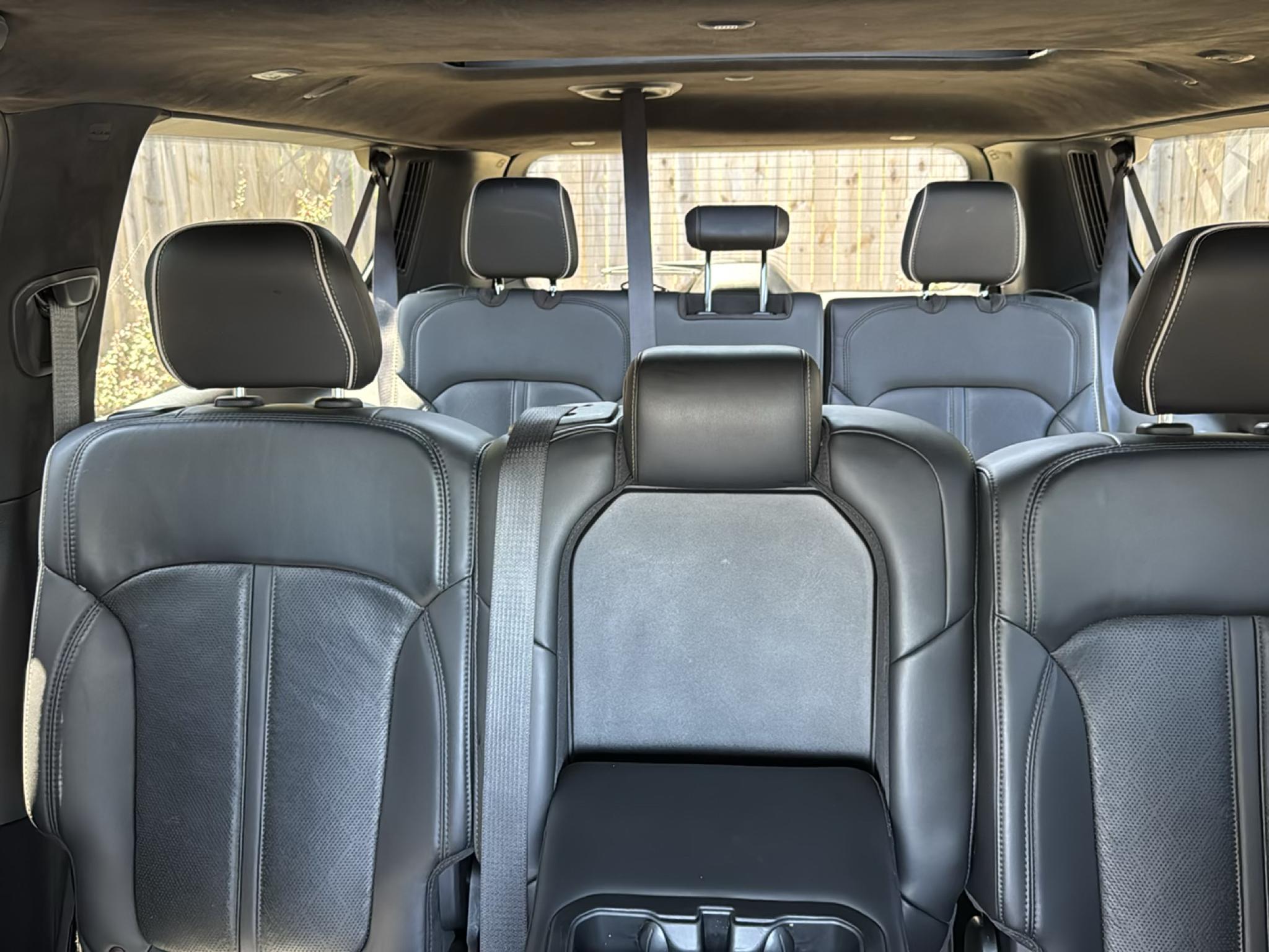 Jeep Grand Wagoneer L  2024