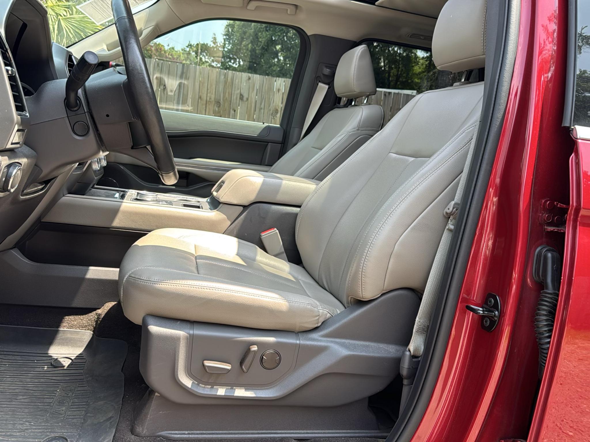 Ford Expedition XLT 4x2 2021