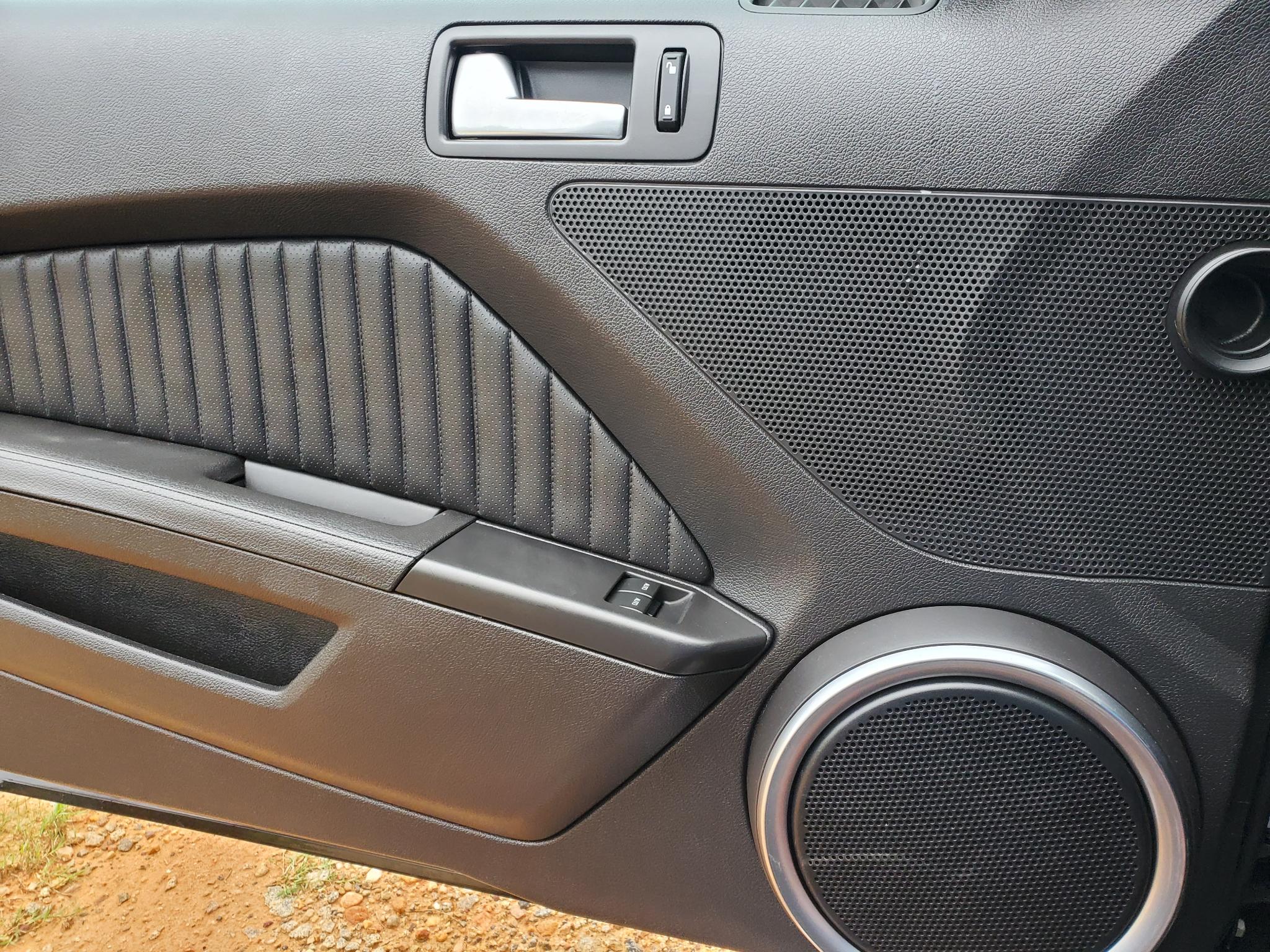 Ford Mustang  2014