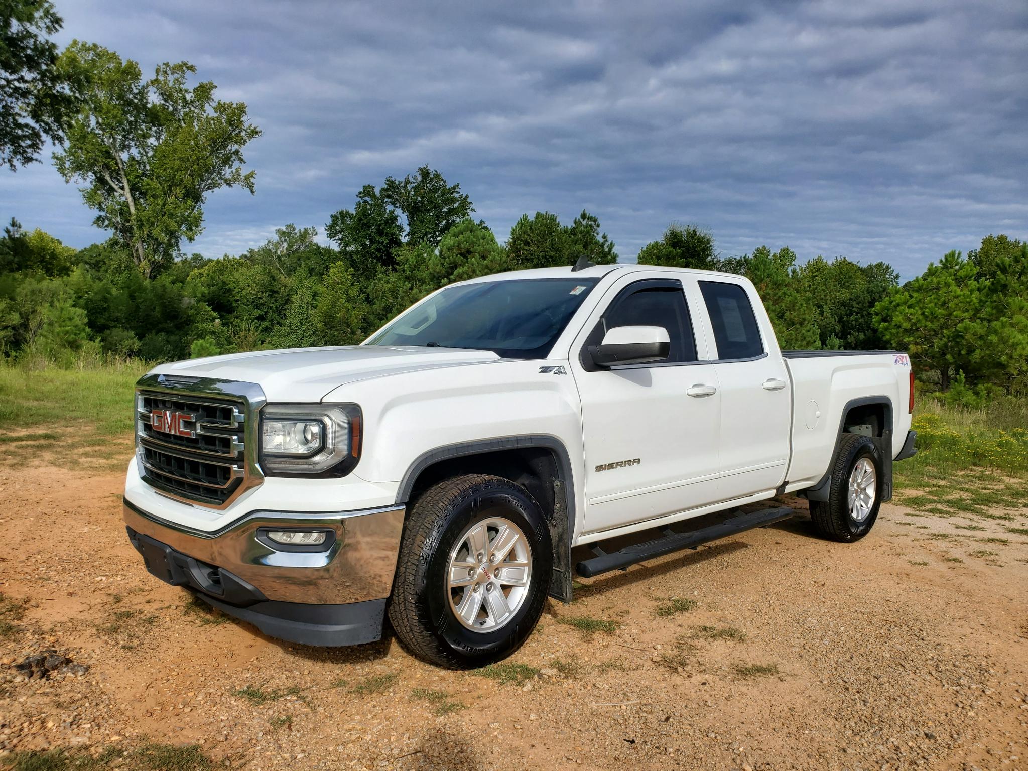 GMC Sierra 1500 4WD Double Cab 143.5" SLE 2016