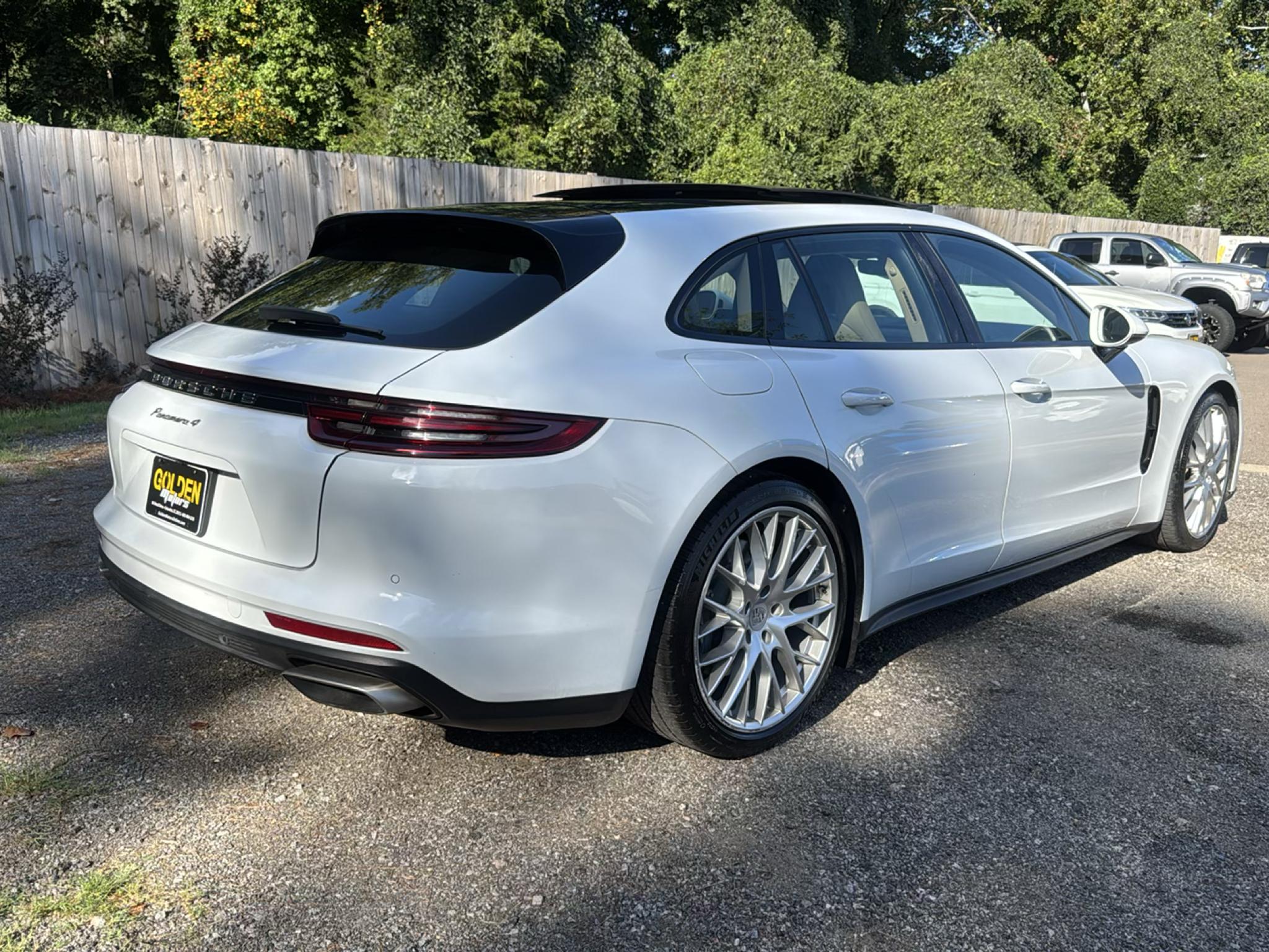 Porsche Panamera 4 Sport Turismo AWD 2018