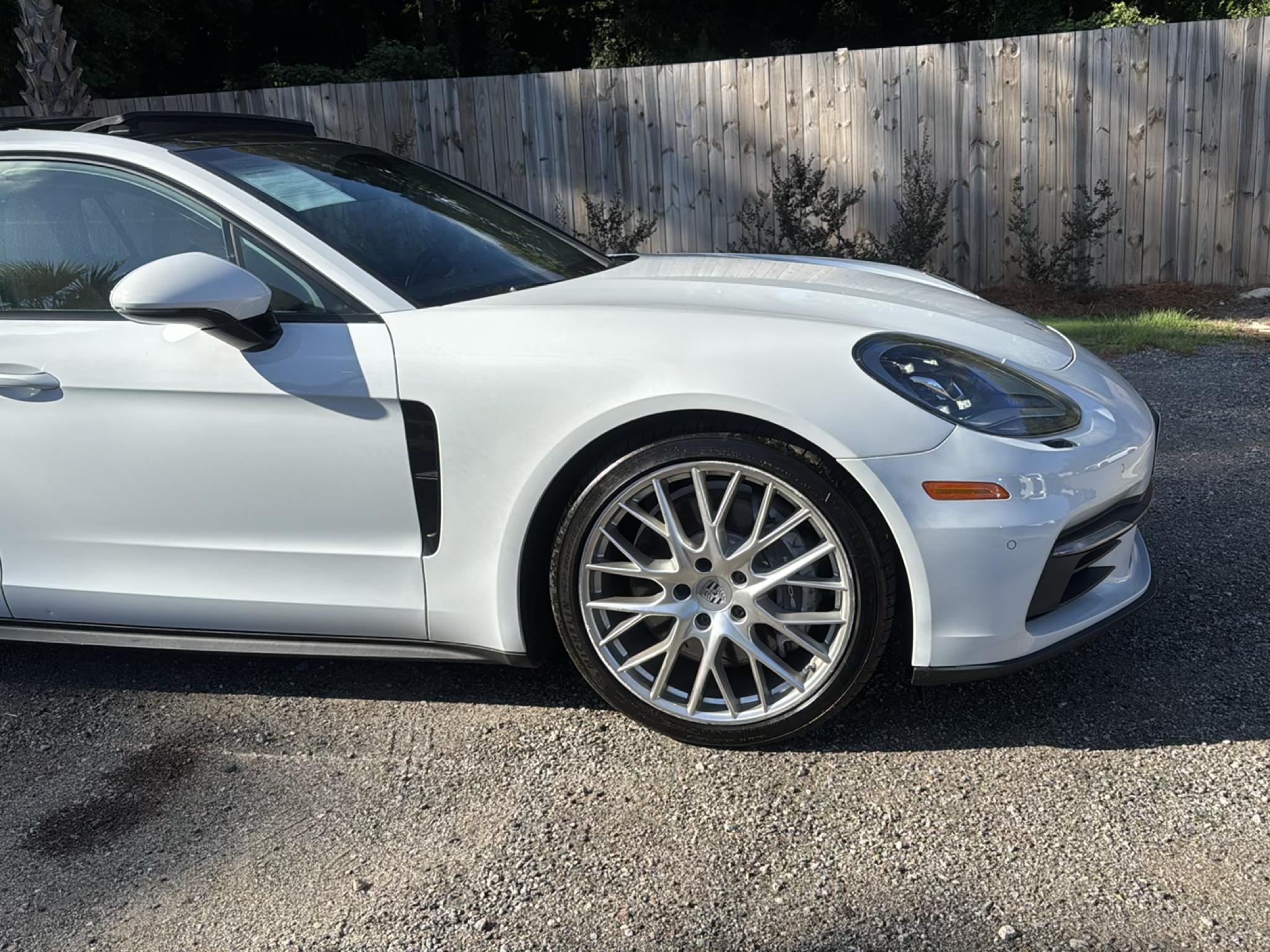 Porsche Panamera 4 Sport Turismo AWD 2018