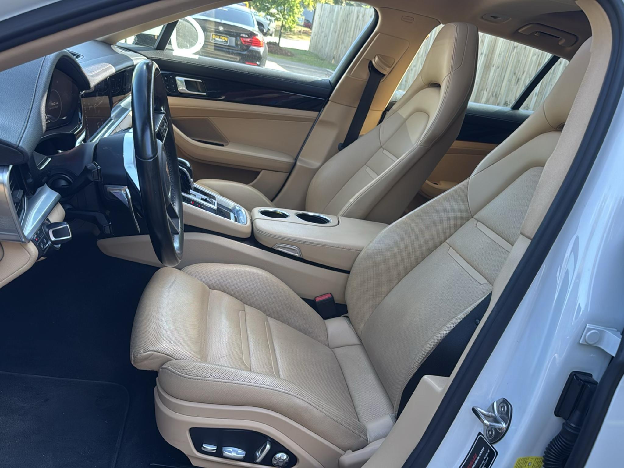 Porsche Panamera 4 Sport Turismo AWD 2018