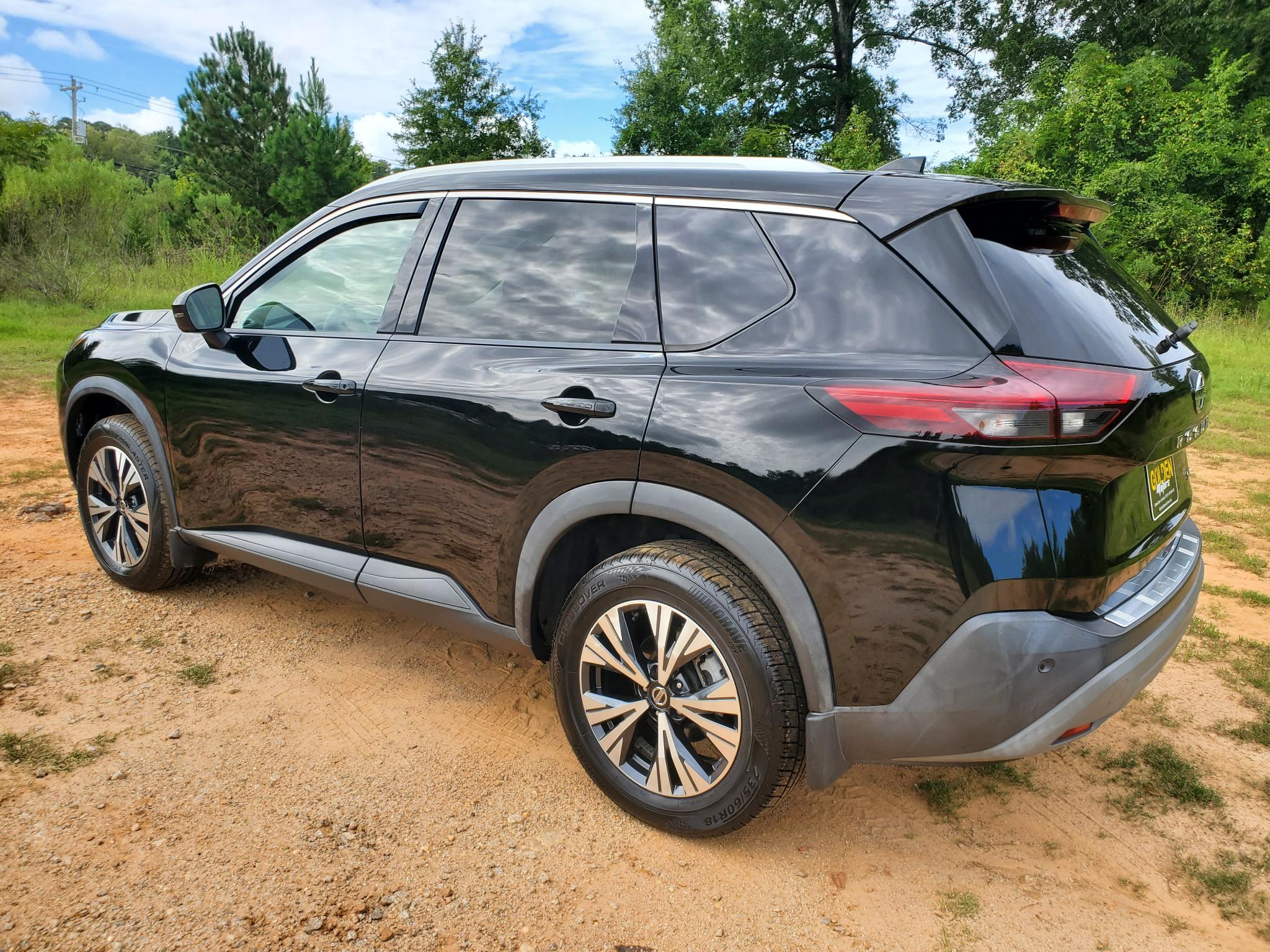 Nissan Rogue  2021