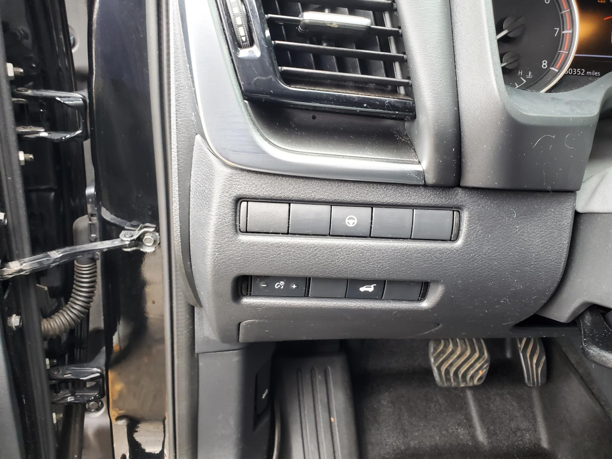 Nissan Rogue  2021